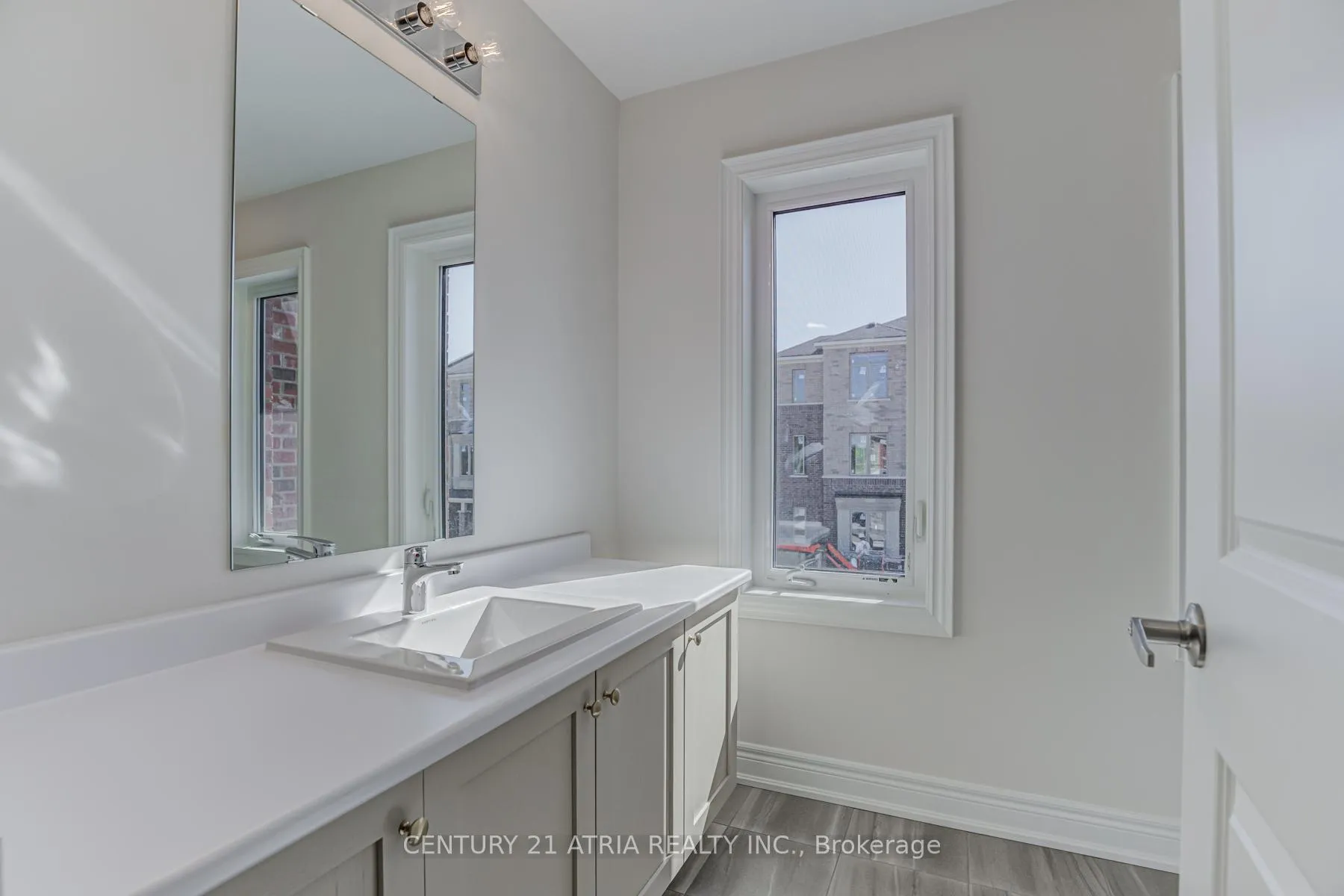 Photo 21 of 875 Smoothrock Avenue, Pickering, Liverpool — HOMEH