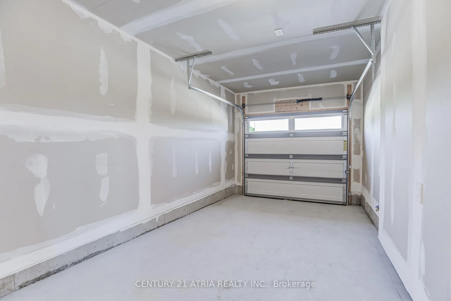 Photo 25 of 875 Smoothrock Avenue, Pickering, Liverpool — HOMEH