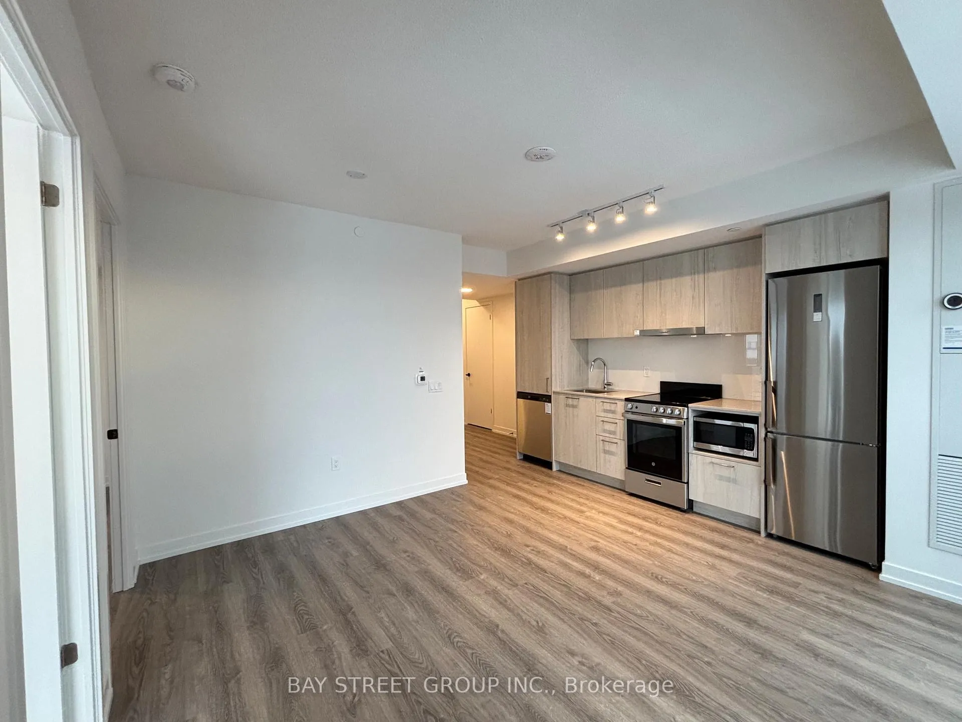 Photo 18 of Unit 1911, 195 Commerce Street, Vaughan, Vaughan Corporate Centre — HOMEH