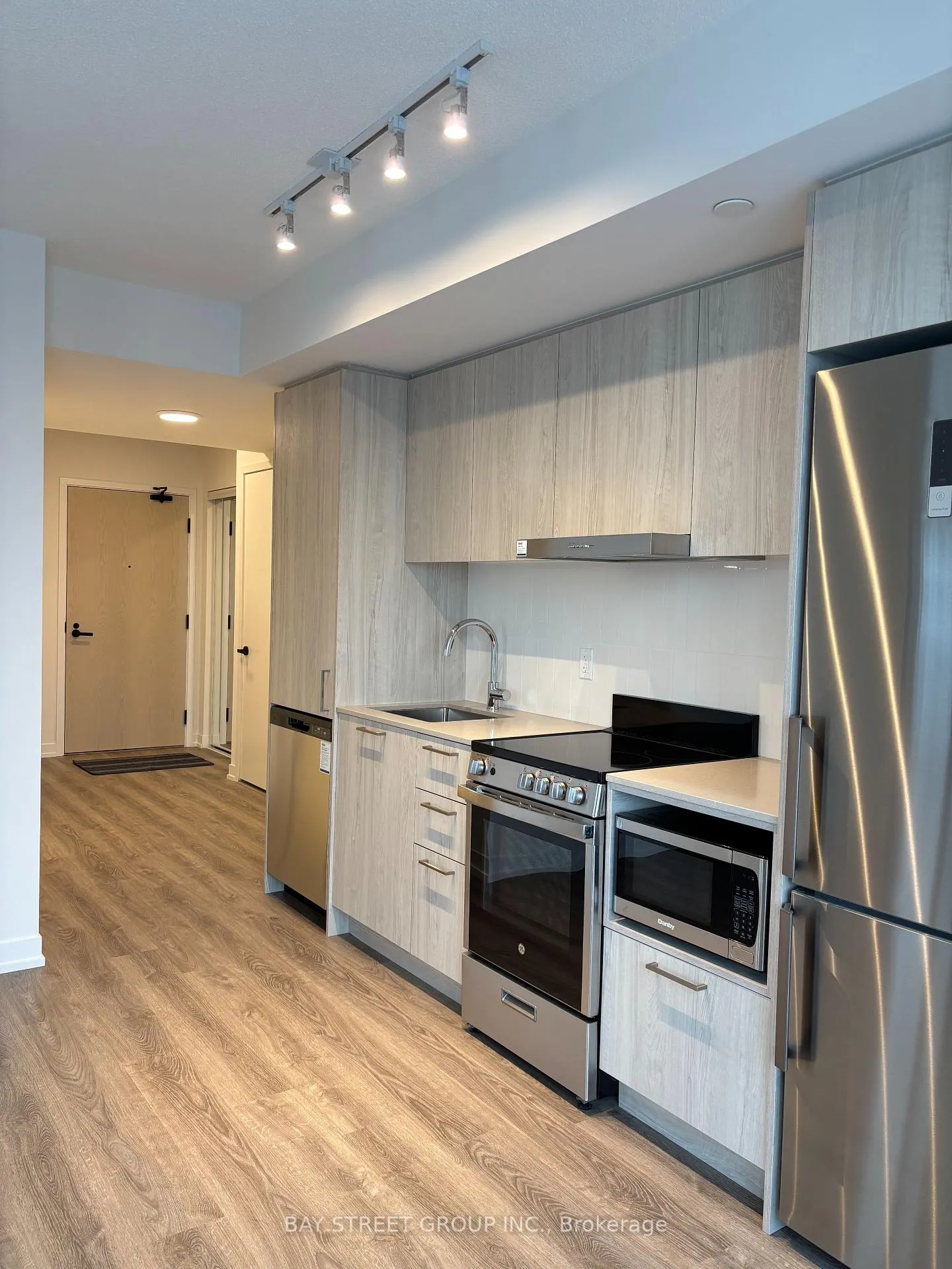 Photo 19 of Unit 1911, 195 Commerce Street, Vaughan, Vaughan Corporate Centre — HOMEH