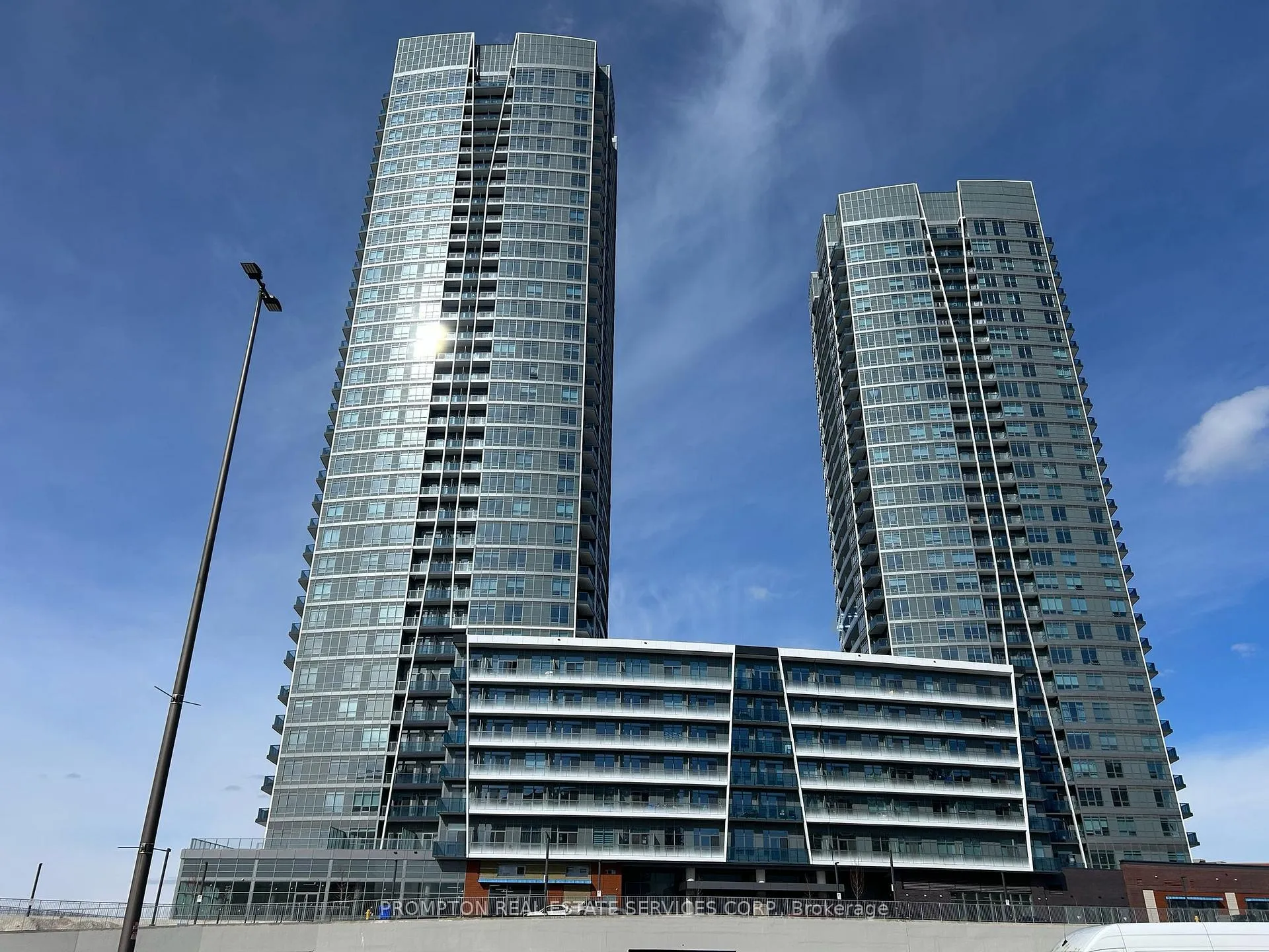 Photo 17 of Unit B-2005, 50 Upper Mall Way, Vaughan, Brownridge — HOMEH