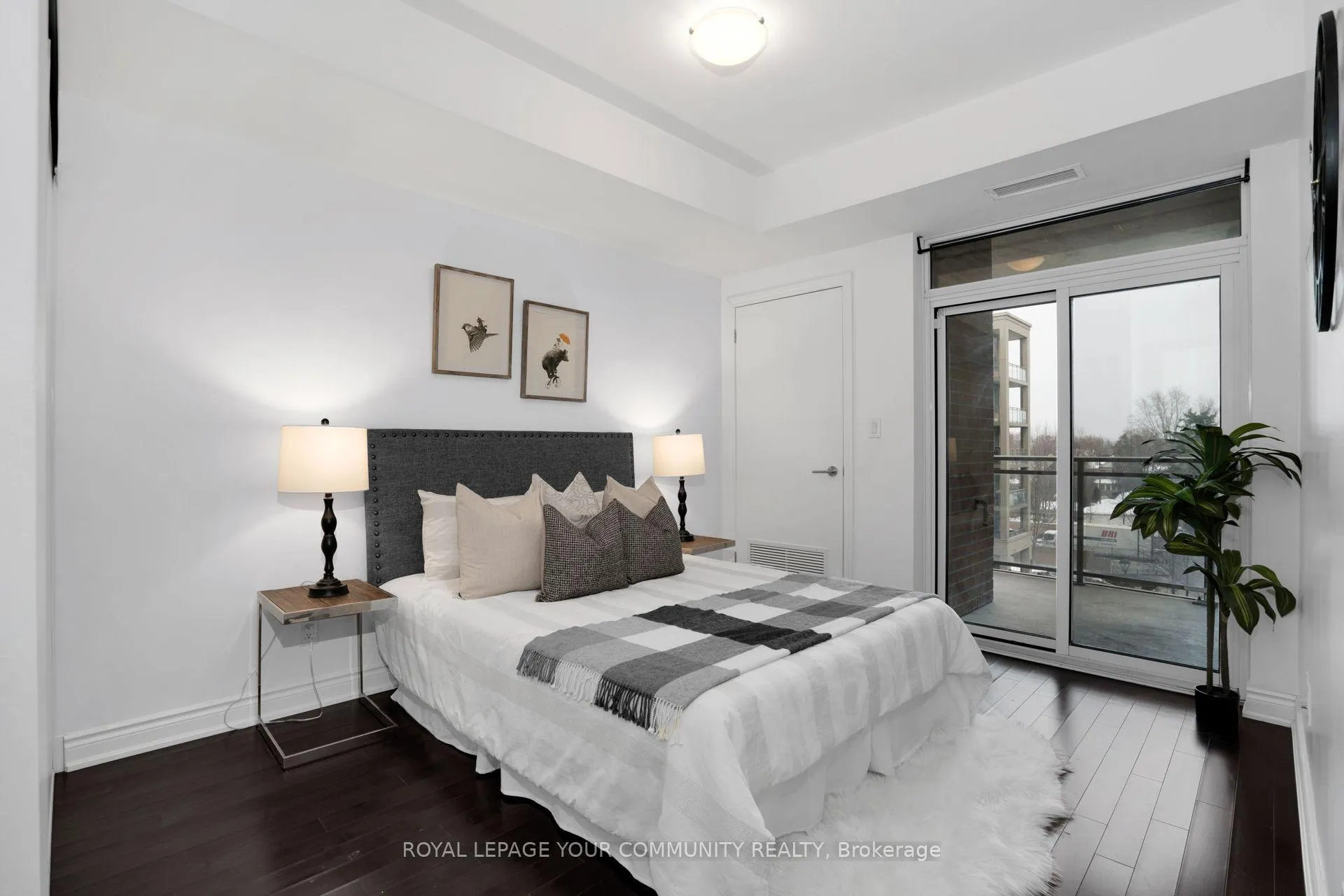 Photo 15 of Unit 401, 281 Woodbridge Avenue S, Vaughan, West Woodbridge — HOMEH