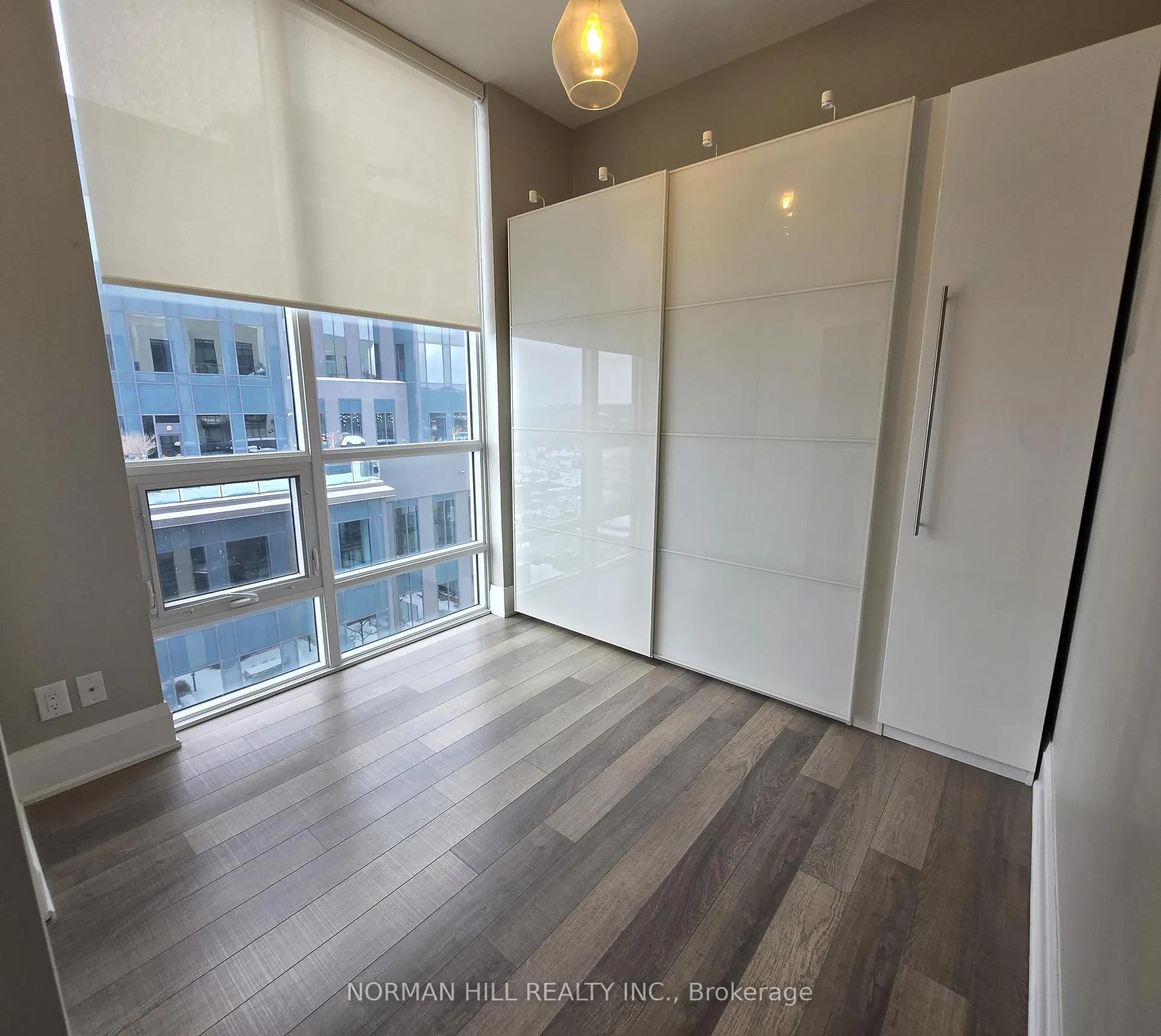 Photo 14 of Unit PH11, 111 Worsley Street, Barrie, City Centre — HOMEH