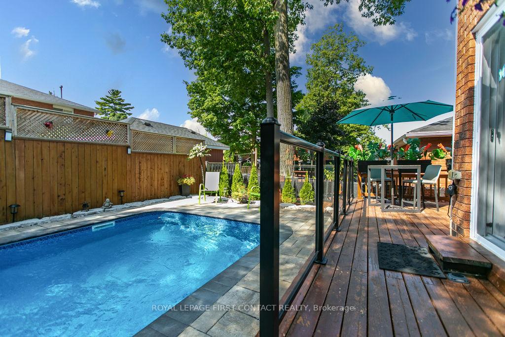 Photo 21 of 13 Irwin Drive, Barrie, Northwest — HOMEH