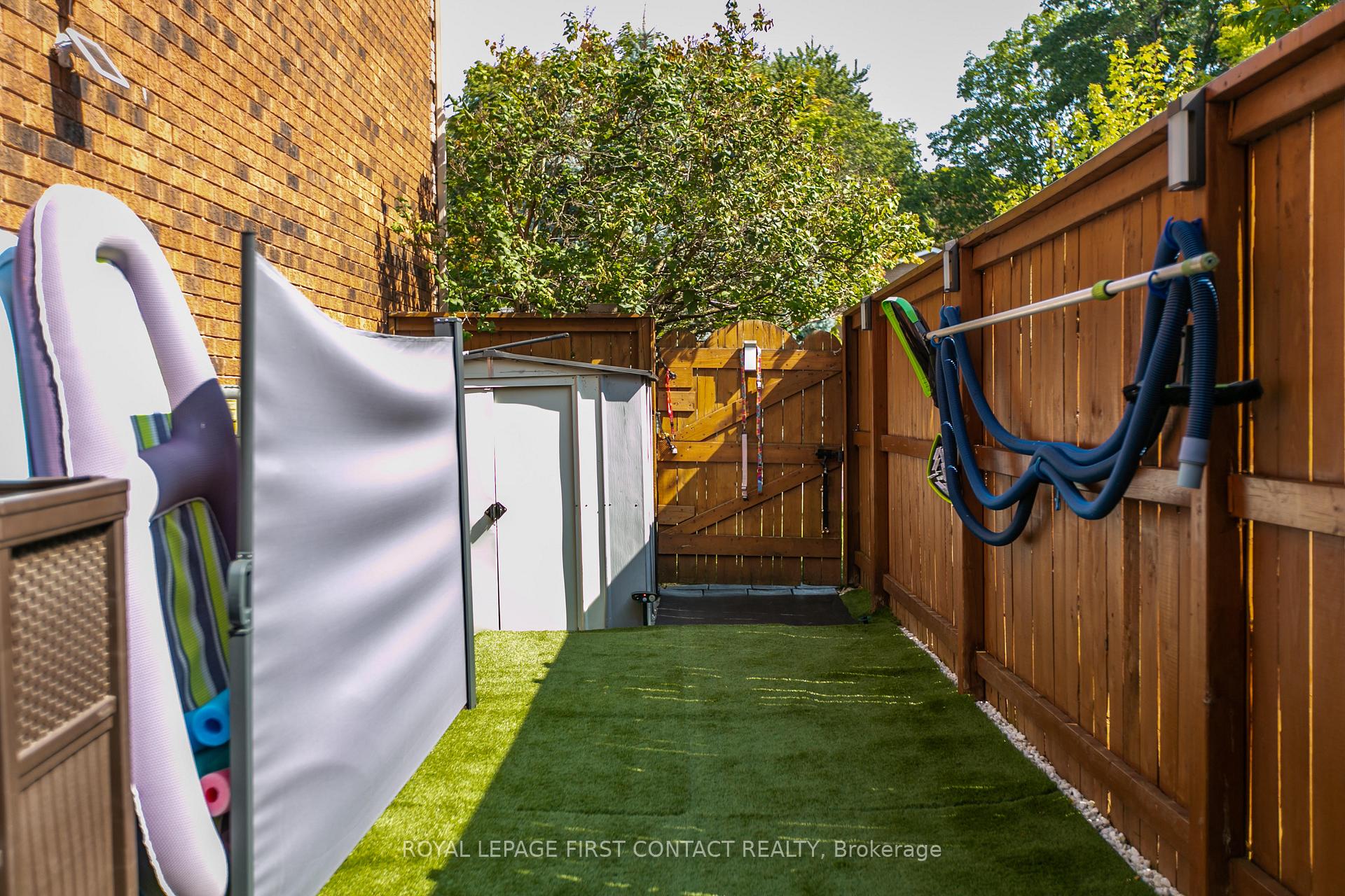 Photo 26 of 13 Irwin Drive, Barrie, Northwest — HOMEH