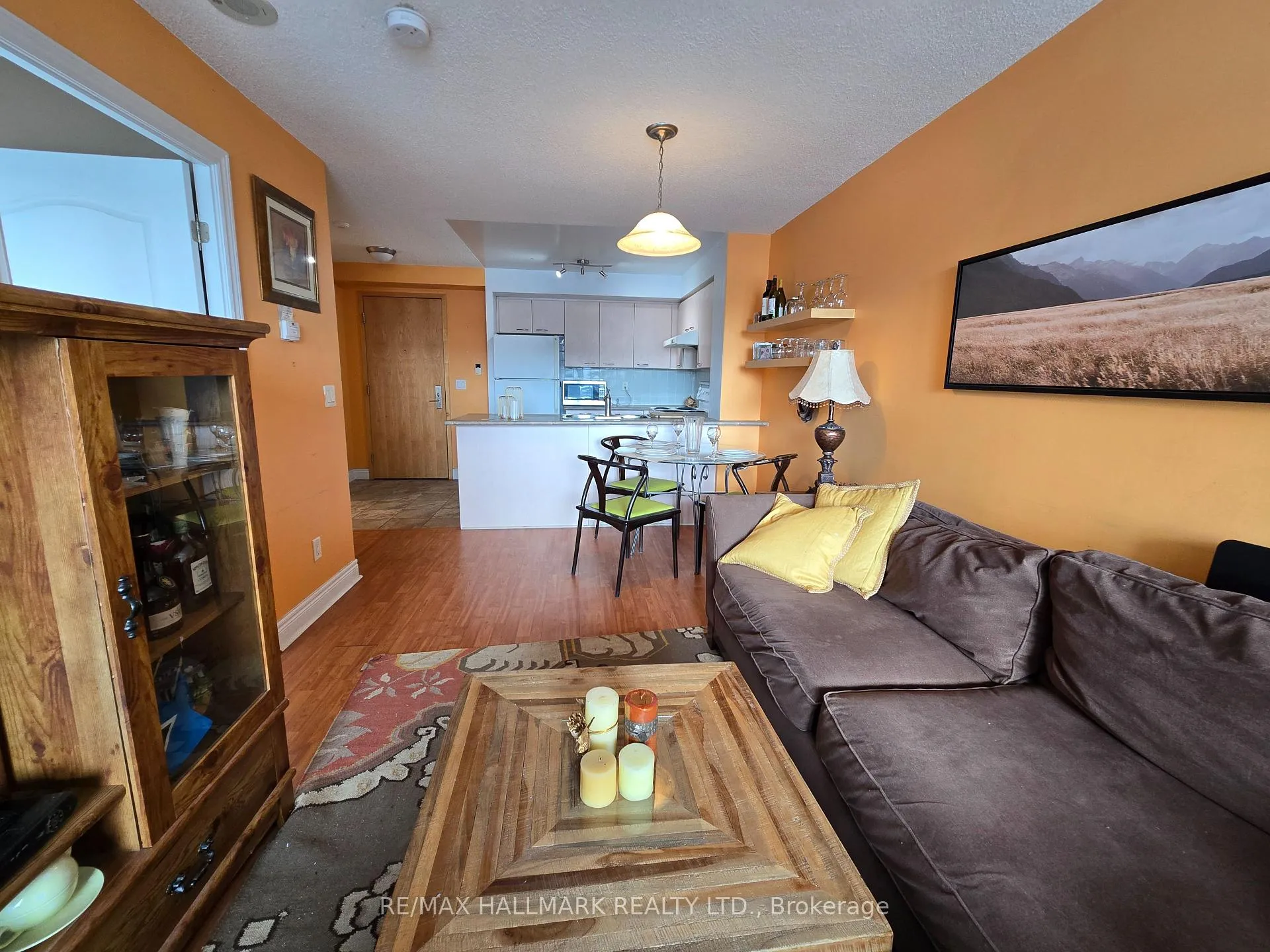 Photo 6 of Unit 822, 48 Suncrest Boulevard, Markham, Commerce Valley — HOMEH