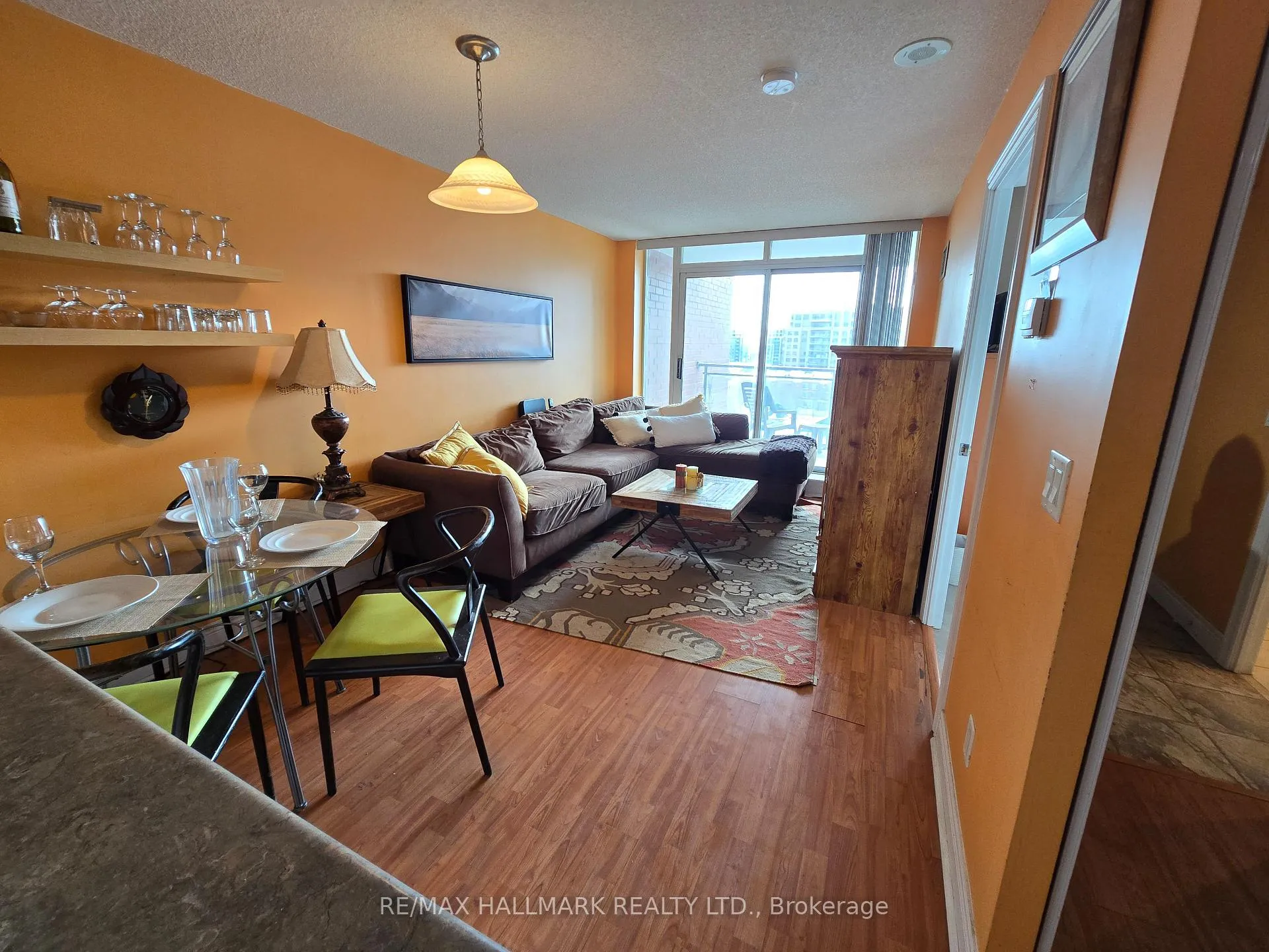 Photo 7 of Unit 822, 48 Suncrest Boulevard, Markham, Commerce Valley — HOMEH