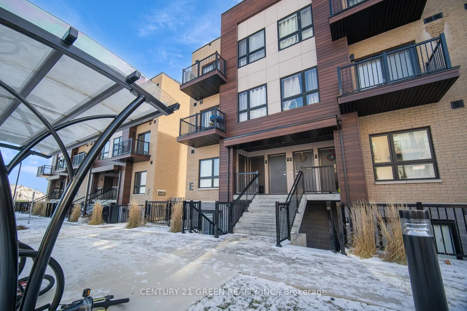 Photo 2 of Unit E3, 20 Palace Street, Kitchener — HOMEH
