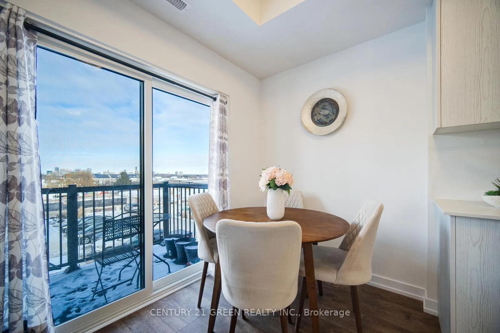 Photo 9 of Unit E3, 20 Palace Street, Kitchener — HOMEH
