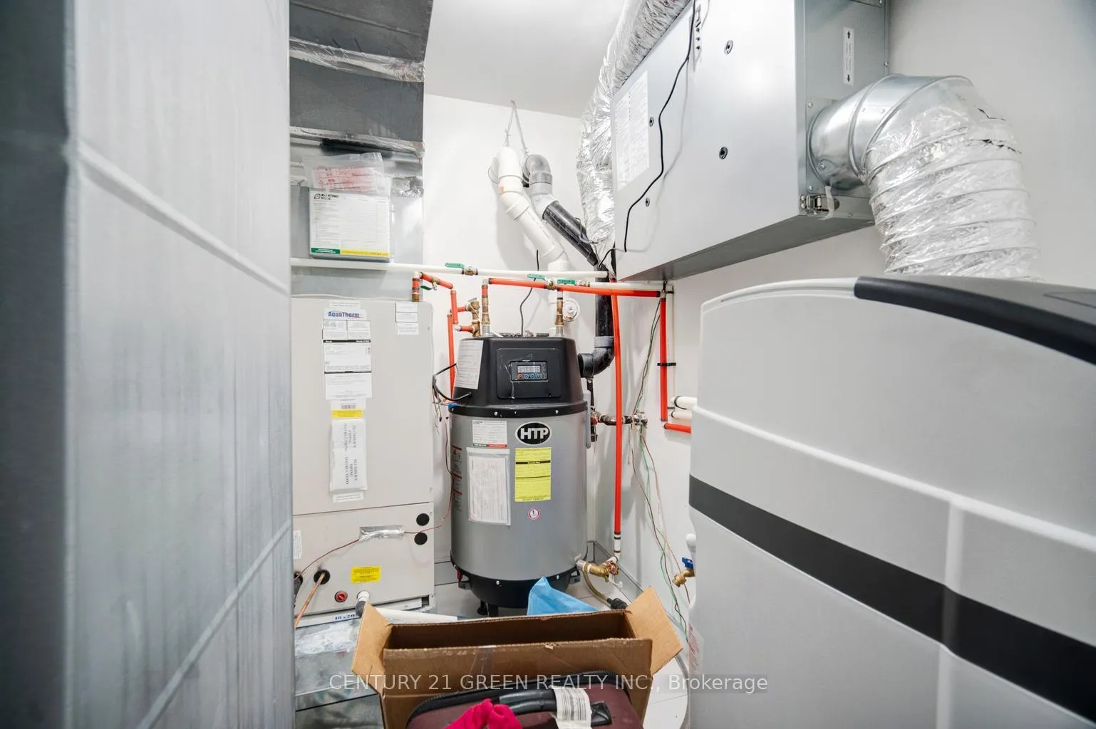 Photo 23 of Unit E3, 20 Palace Street, Kitchener — HOMEH