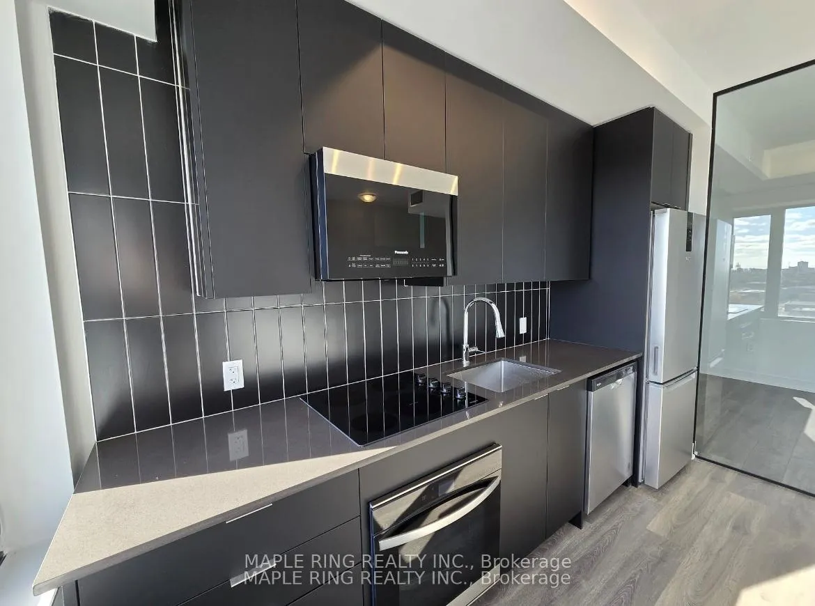 Photo 3 of Unit 808, 2920 Highway 7, Vaughan, Vaughan Corporate Centre — HOMEH