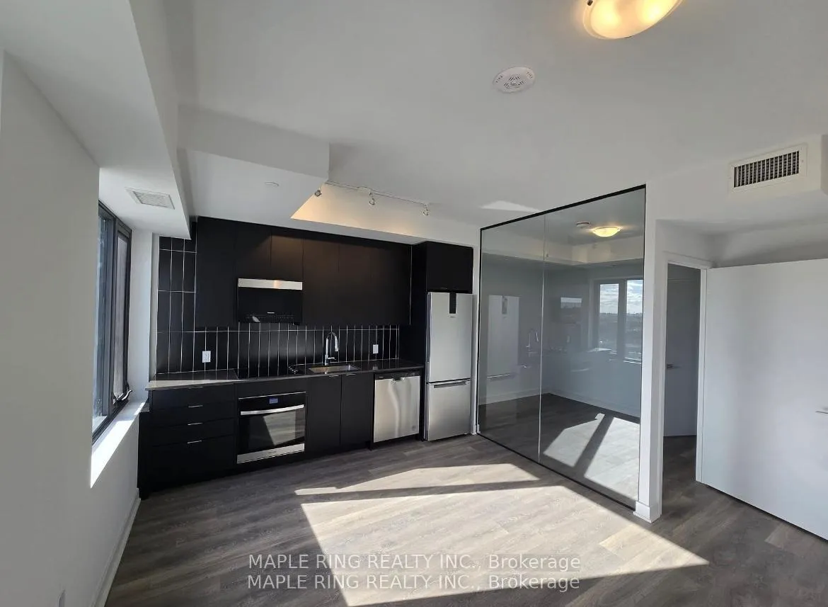 Photo 4 of Unit 808, 2920 Highway 7, Vaughan, Vaughan Corporate Centre — HOMEH