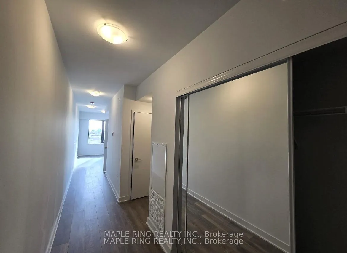 Photo 9 of Unit 808, 2920 Highway 7, Vaughan, Vaughan Corporate Centre — HOMEH