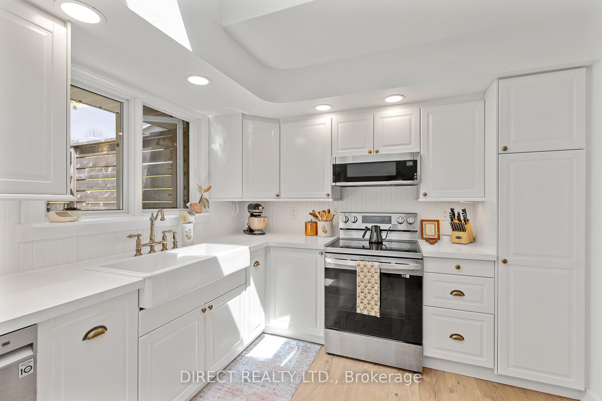 Photo 4 of 149 Beatty Road, Belleville, Thurlow Ward — HOMEH