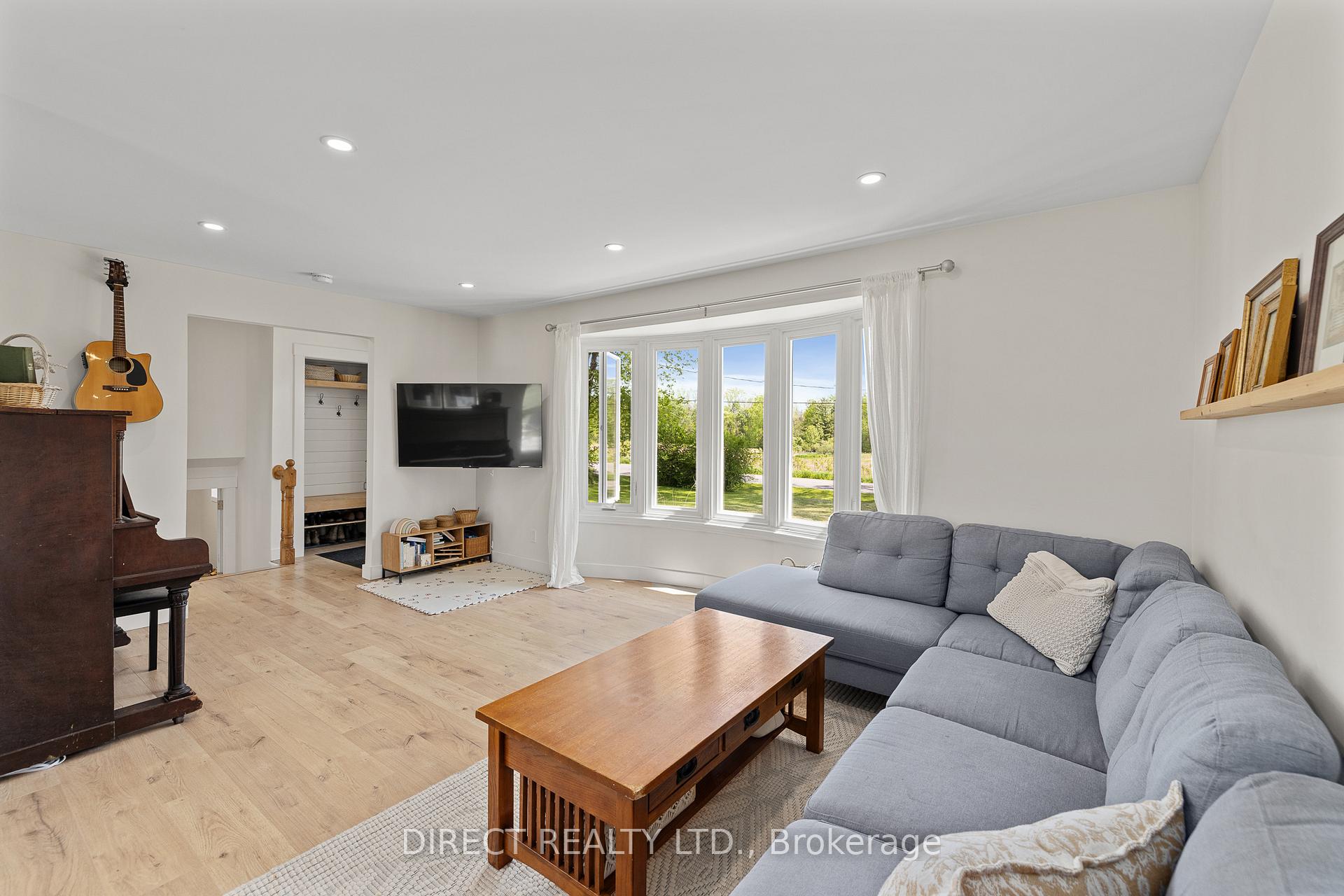 Photo 12 of 149 Beatty Road, Belleville, Thurlow Ward — HOMEH