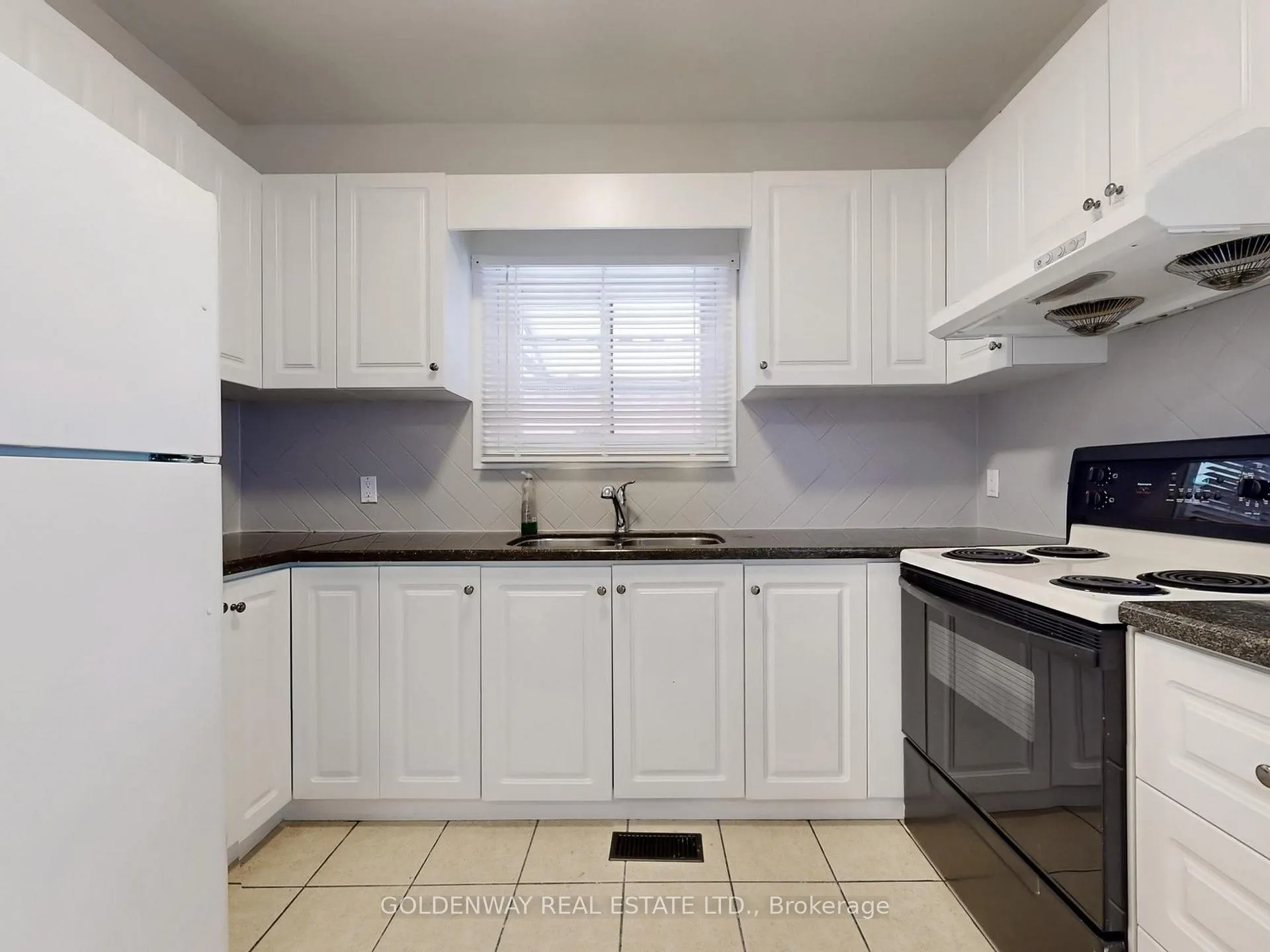 Photo 2 of 41 First Avenue, Toronto, South Riverdale — HOMEH