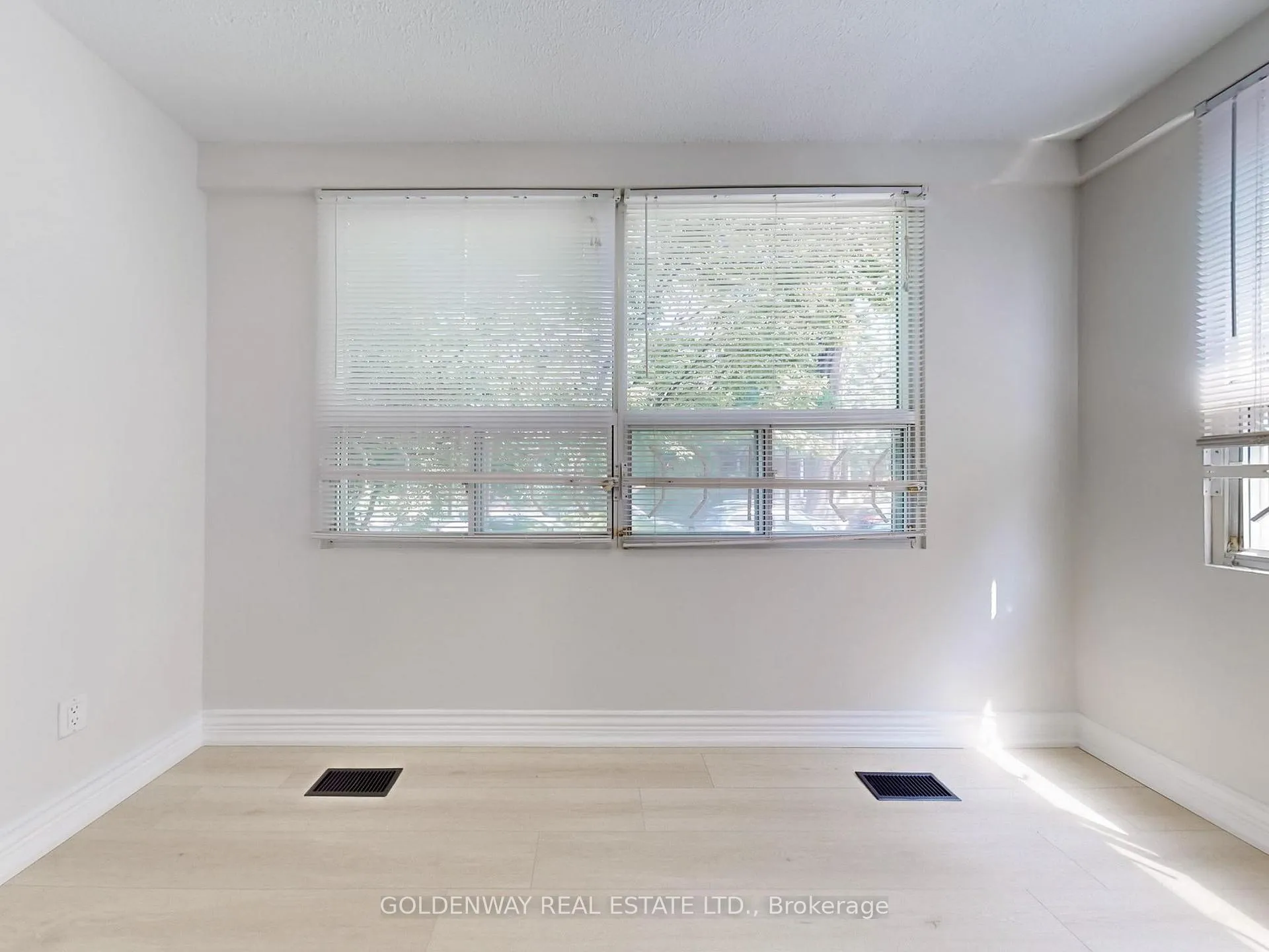 Photo 17 of 41 First Avenue, Toronto, South Riverdale — HOMEH