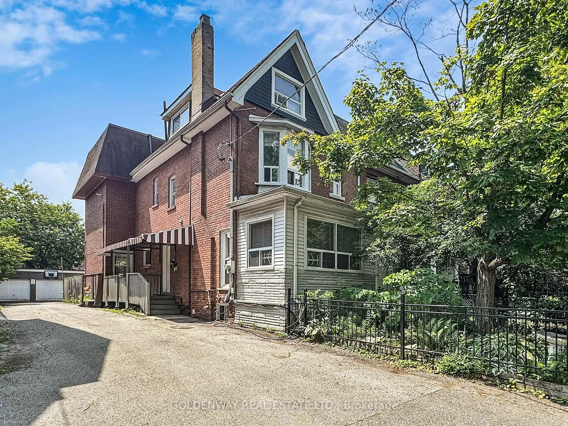 Photo 38 of 41 First Avenue, Toronto, South Riverdale — HOMEH