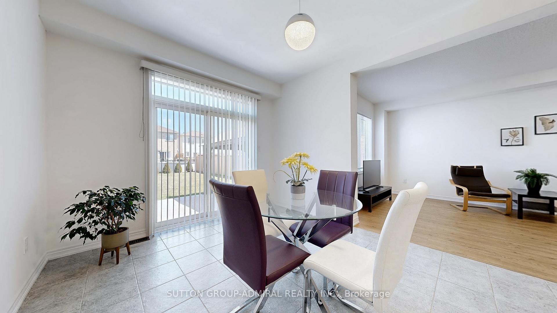 Photo 9 of 12 Sasco Way, Essa, Angus — HOMEH