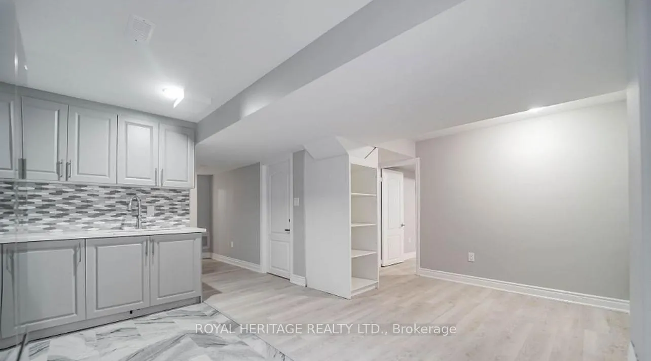 Photo 8 of 11 Bellotti Crescent, Ajax, Northeast Ajax — HOMEH