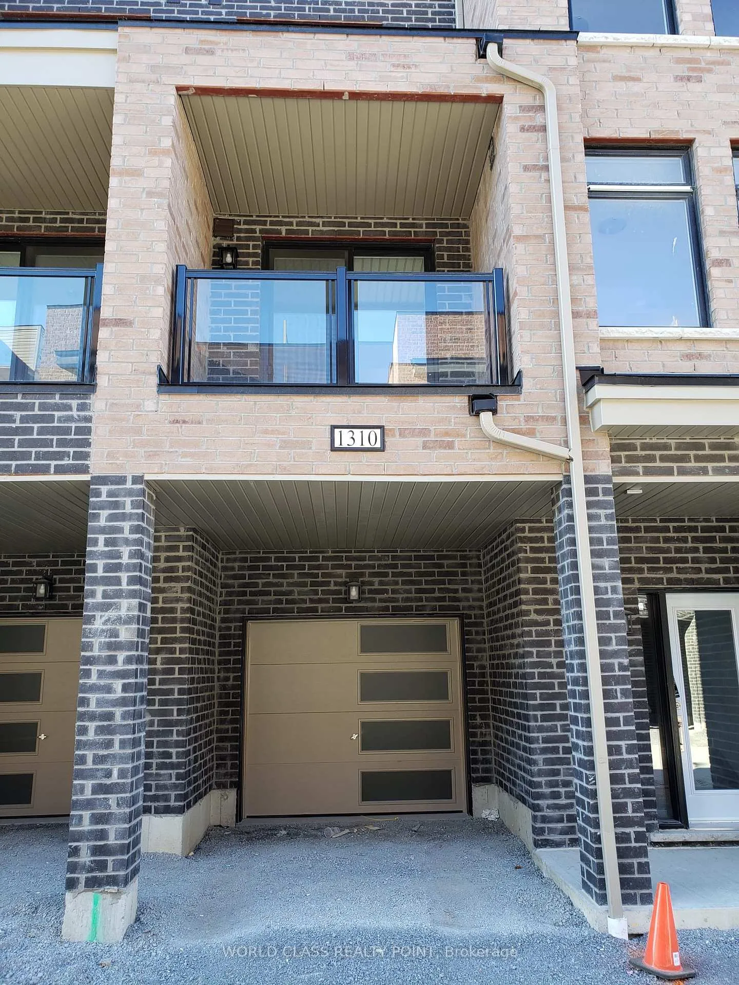 Photo 2 of Unit 1310, 1865 Pickering Parkway, Pickering, Village East — HOMEH