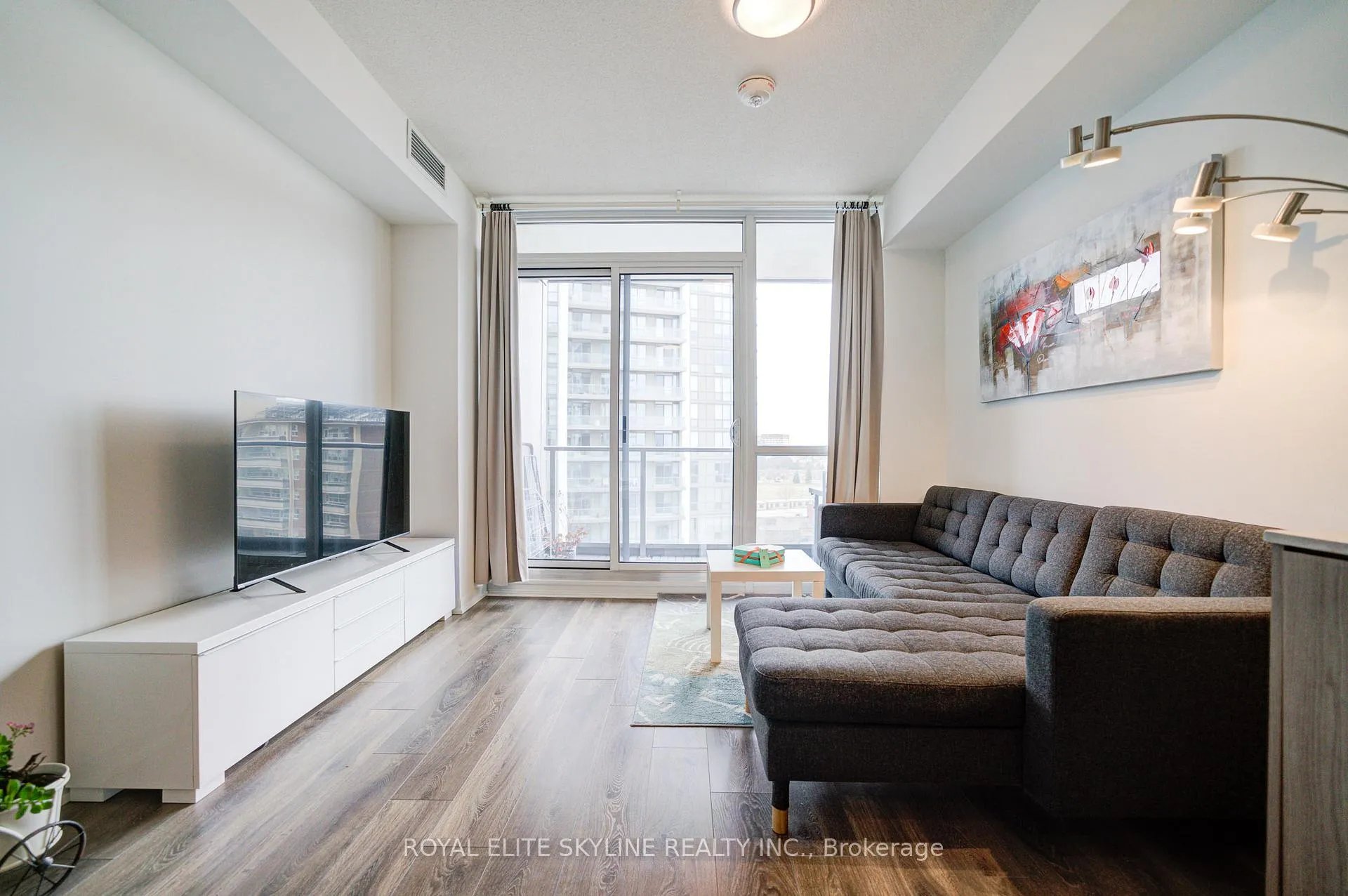 Photo 15 of Unit 810, 36 Forest Manor Road, North York, Henry Farm — HOMEH