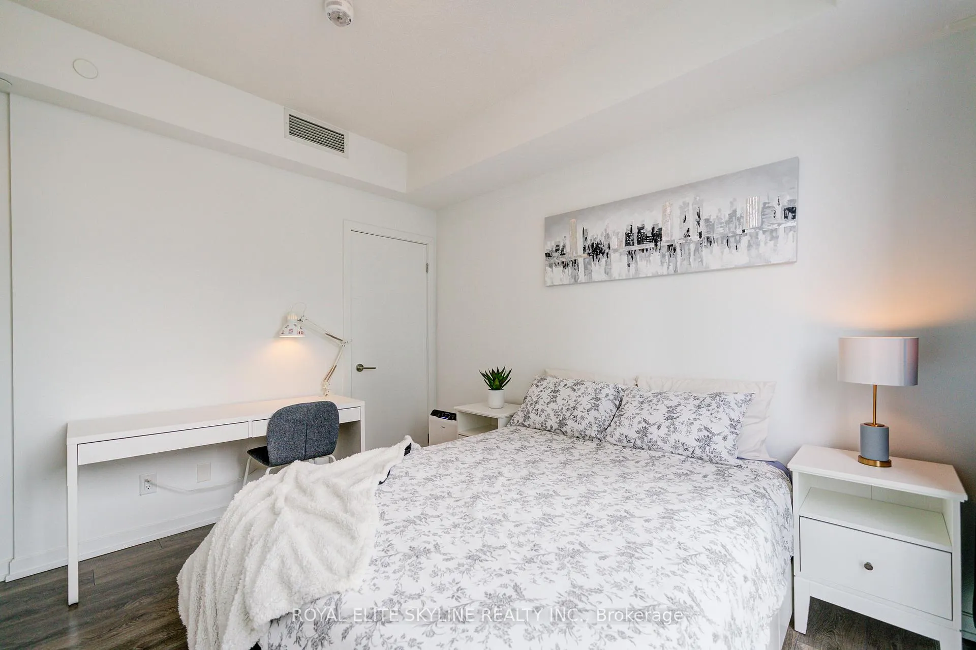 Photo 27 of Unit 810, 36 Forest Manor Road, North York, Henry Farm — HOMEH