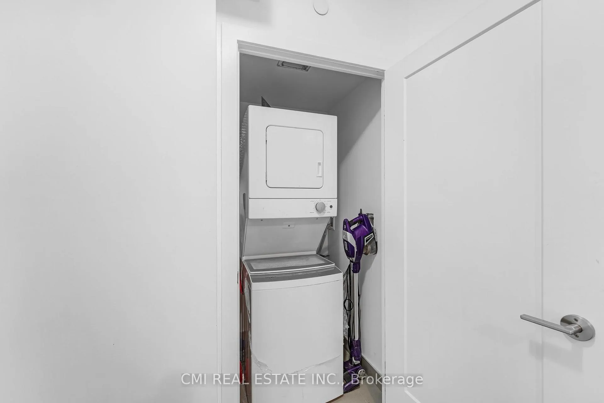 Photo 23 of Unit 2110, 2550 Simcoe Street N, Oshawa, Windfields — HOMEH