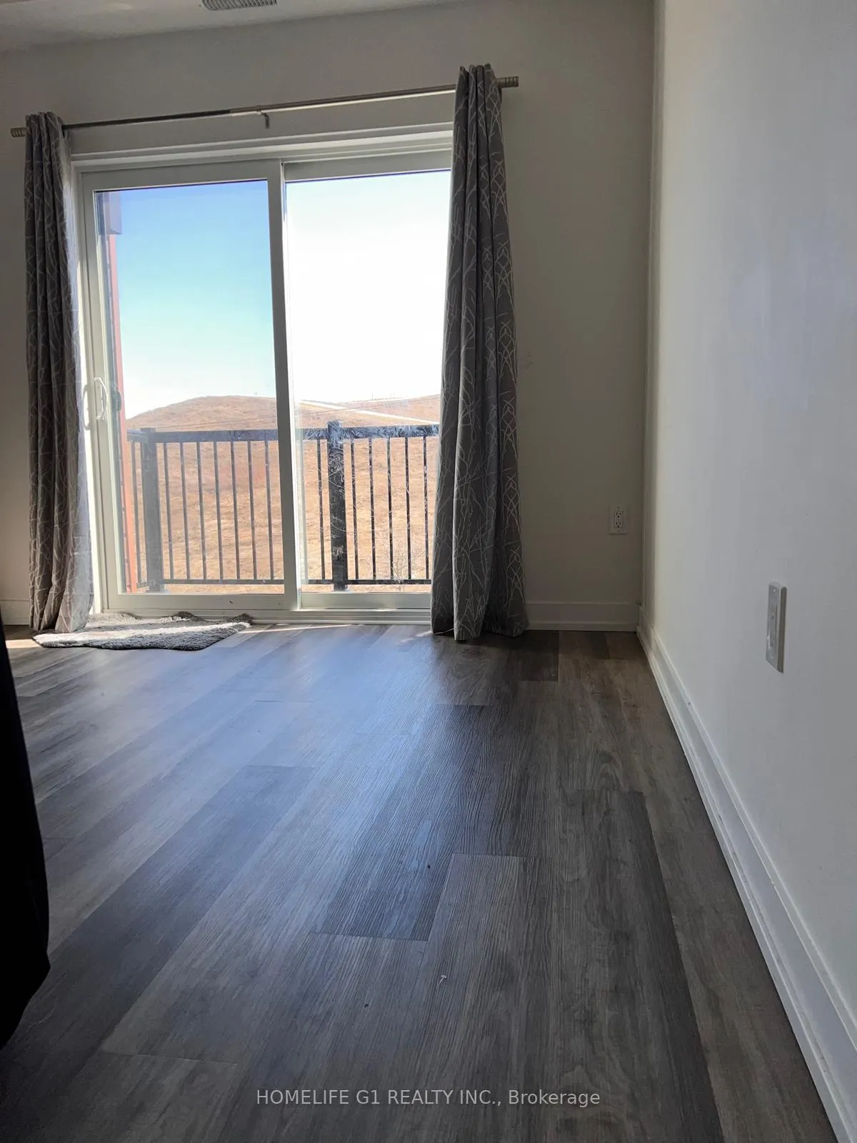 Photo 8 of Unit F13, 20 Palace Street, Kitchener — HOMEH