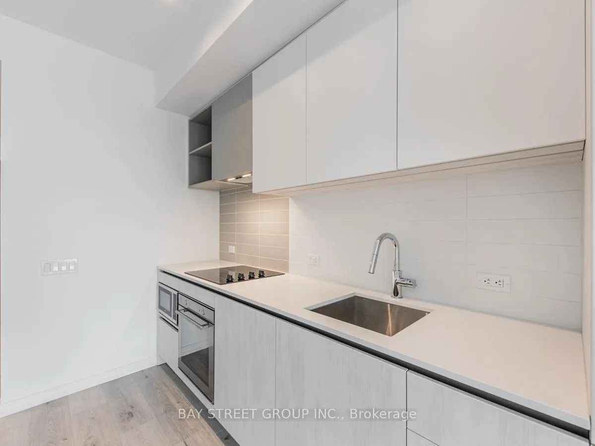 Photo 5 of Unit 1805, 7890 Jane Street, Vaughan, Vaughan Corporate Centre — HOMEH