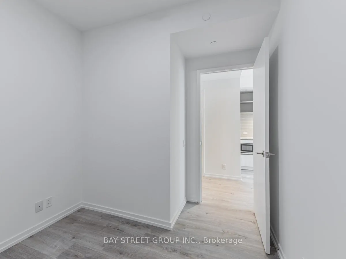 Photo 12 of Unit 1805, 7890 Jane Street, Vaughan, Vaughan Corporate Centre — HOMEH