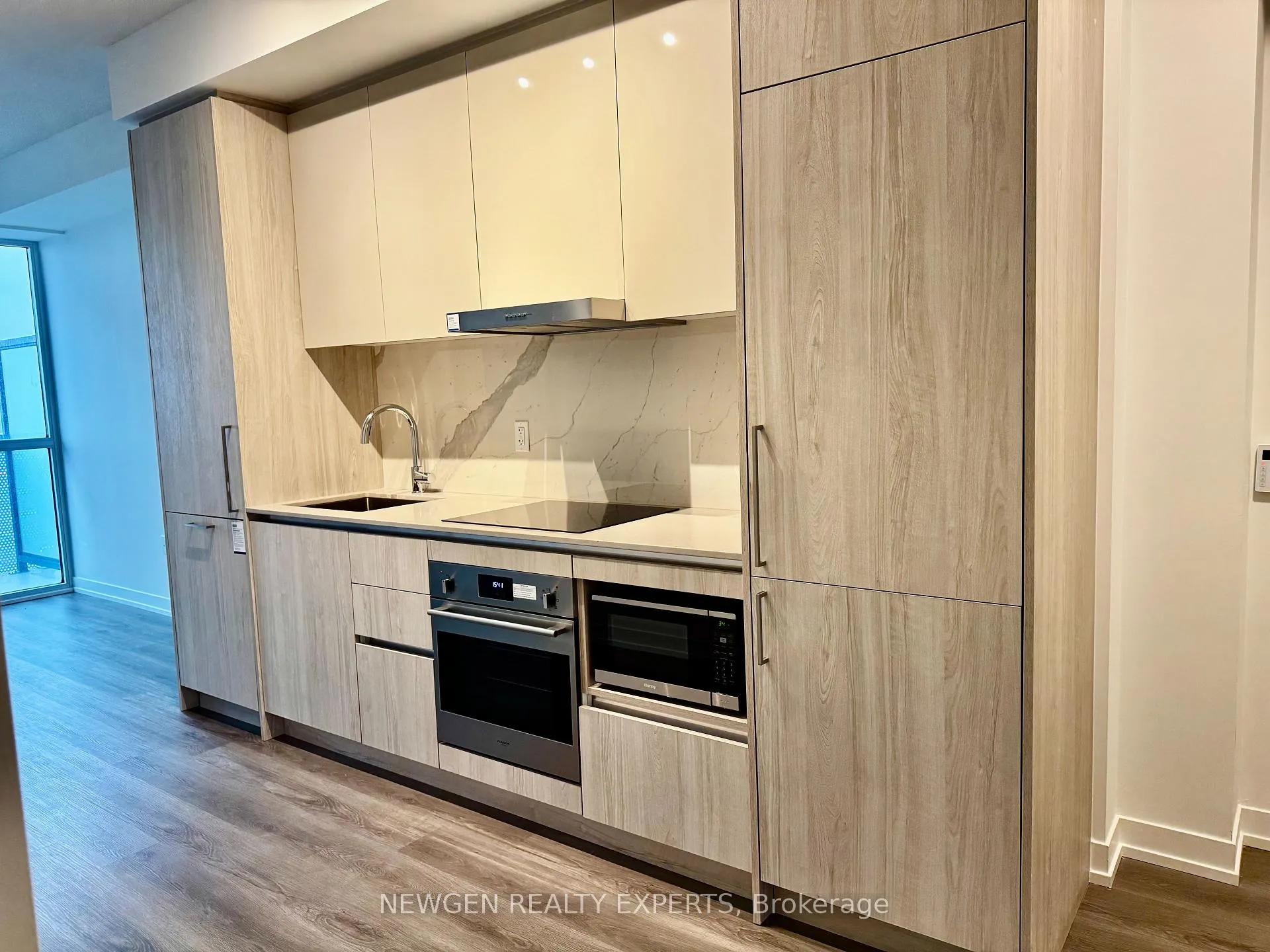 Photo 11 of Unit 2308, 225 Commerce Street, Vaughan, Vaughan Corporate Centre — HOMEH