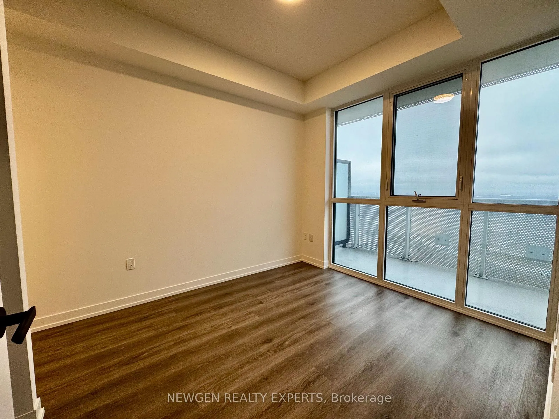 Photo 16 of Unit 2308, 225 Commerce Street, Vaughan, Vaughan Corporate Centre — HOMEH