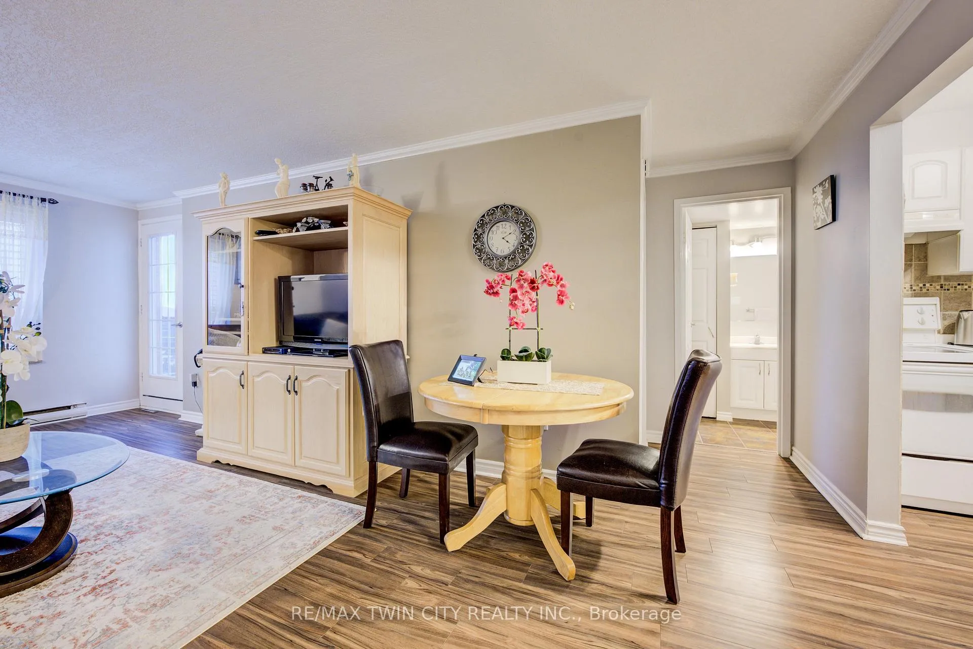 Photo 4 of Unit 1205, 64 Benton Street, Kitchener — HOMEH