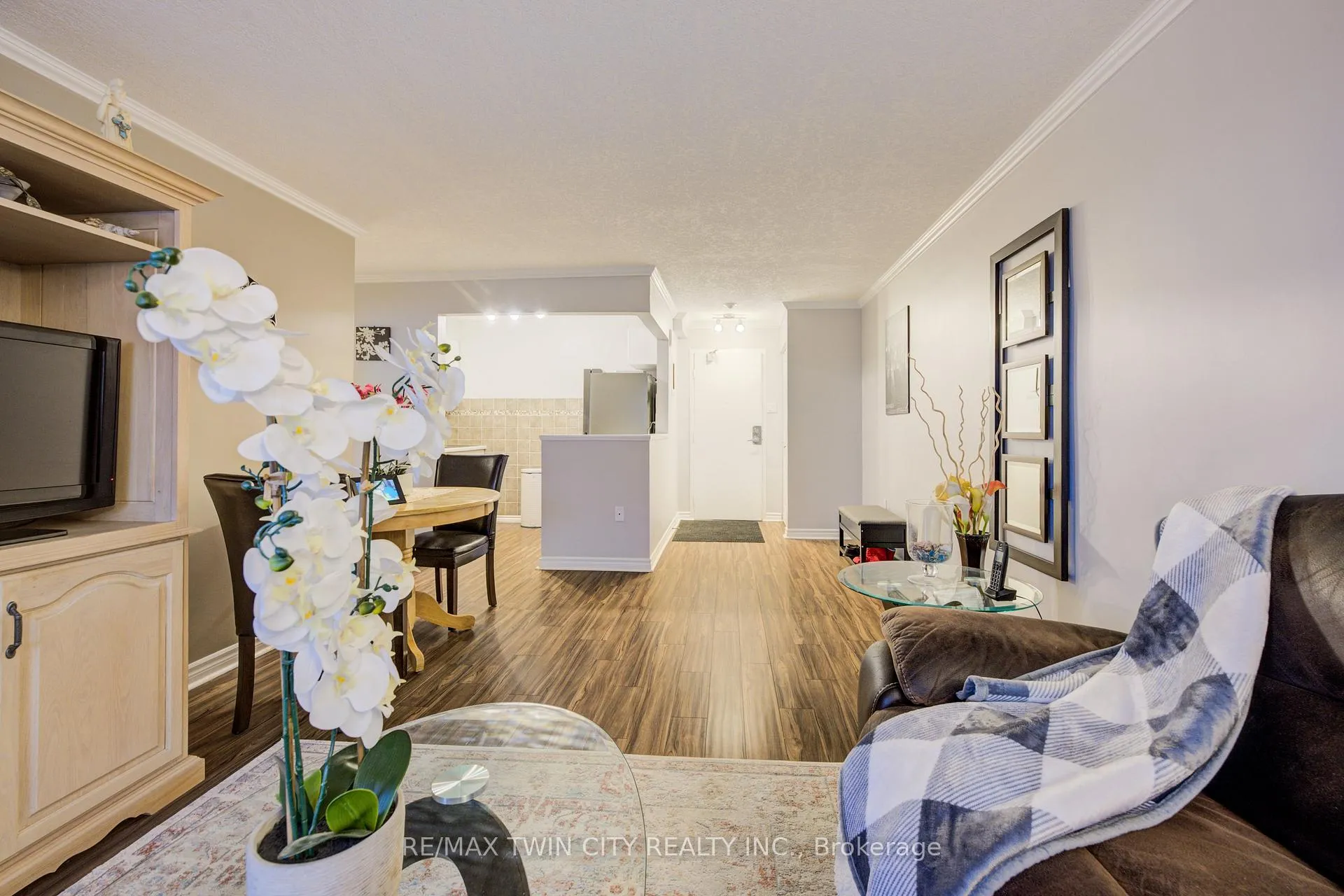 Photo 9 of Unit 1205, 64 Benton Street, Kitchener — HOMEH