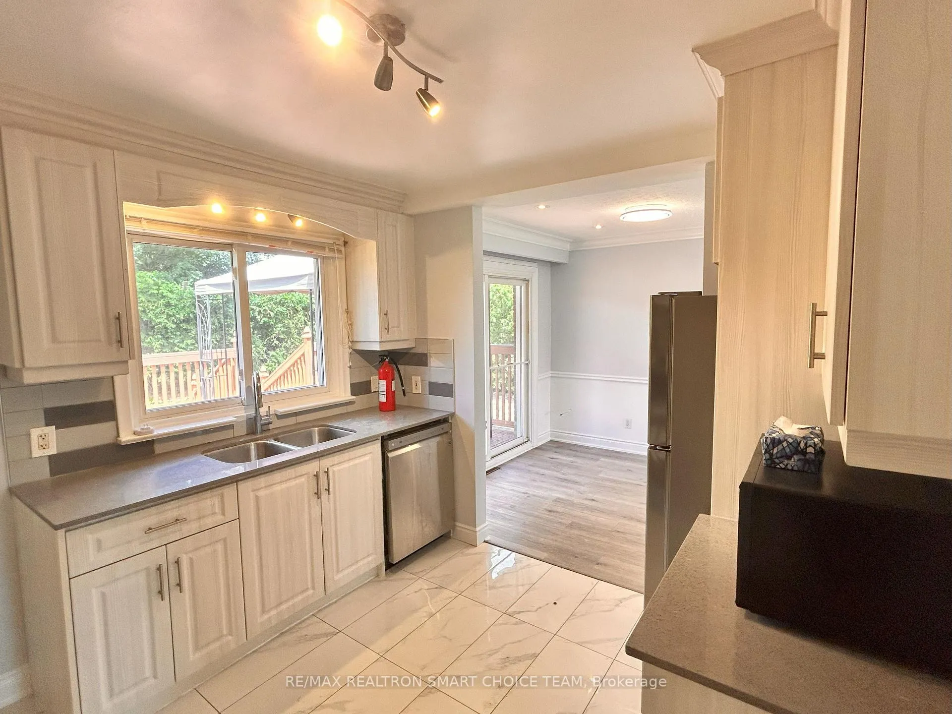 Photo 7 of Unit Main, 434 Bader Avenue, Oshawa, McLaughlin — HOMEH
