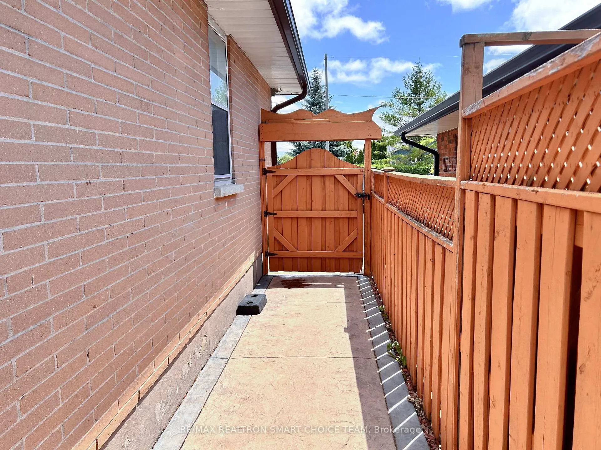 Photo 20 of Unit Main, 434 Bader Avenue, Oshawa, McLaughlin — HOMEH