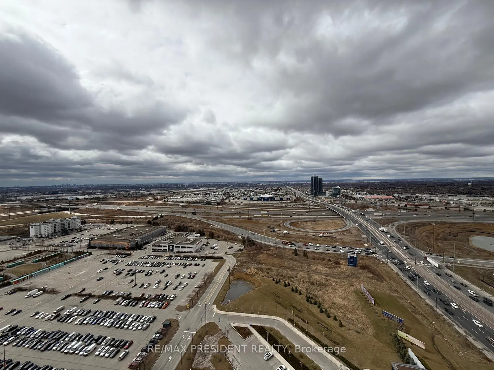 Photo 29 of Unit 3110, 195 Commerce Street W, Vaughan, Vaughan Corporate Centre — HOMEH