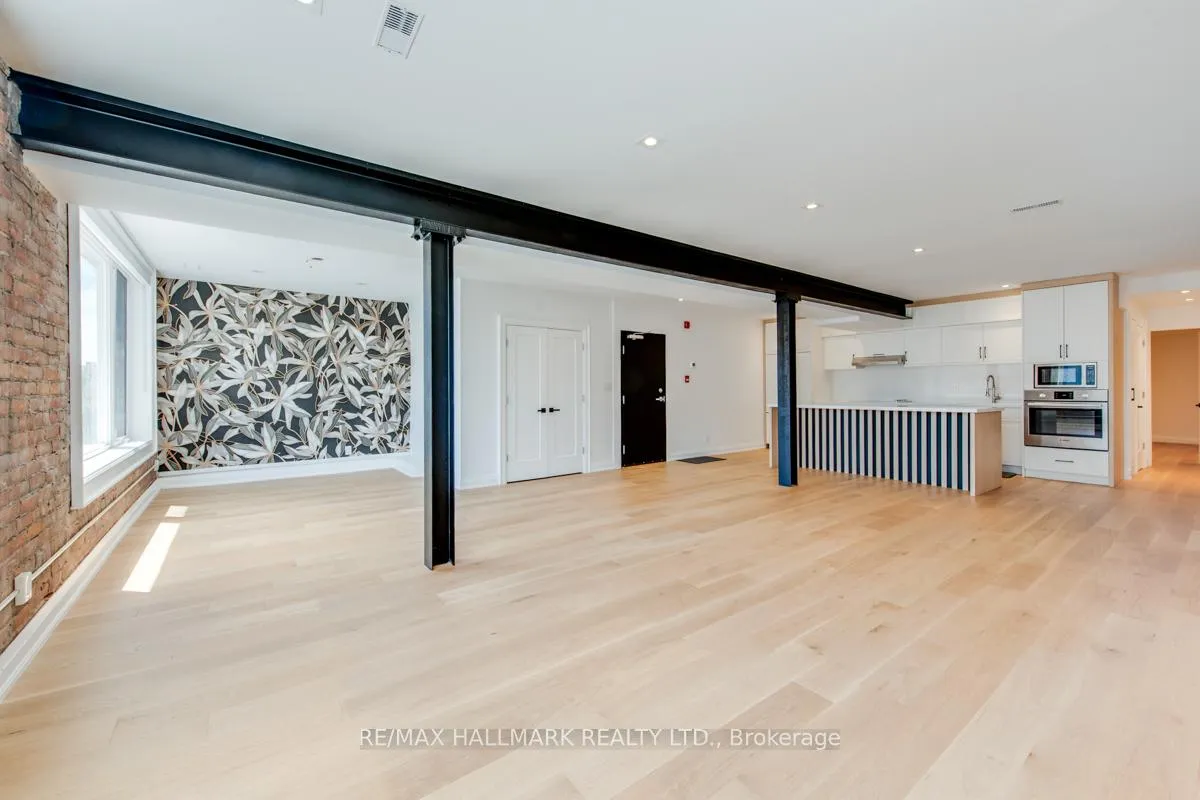 Photo 2 of Unit 203, 628 Danforth Avenue, Toronto, Playter Estates-Danforth — HOMEH