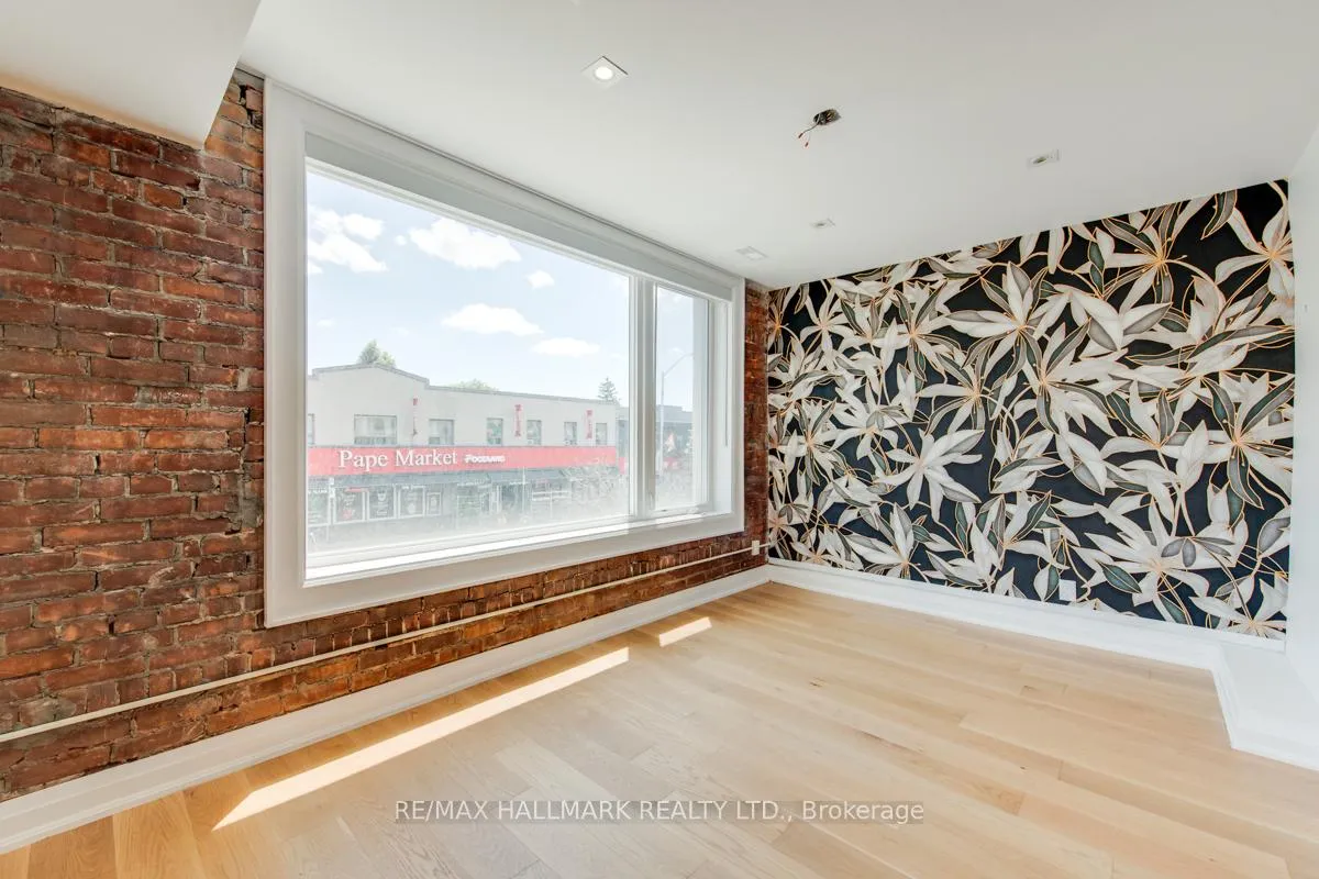 Photo 3 of Unit 203, 628 Danforth Avenue, Toronto, Playter Estates-Danforth — HOMEH