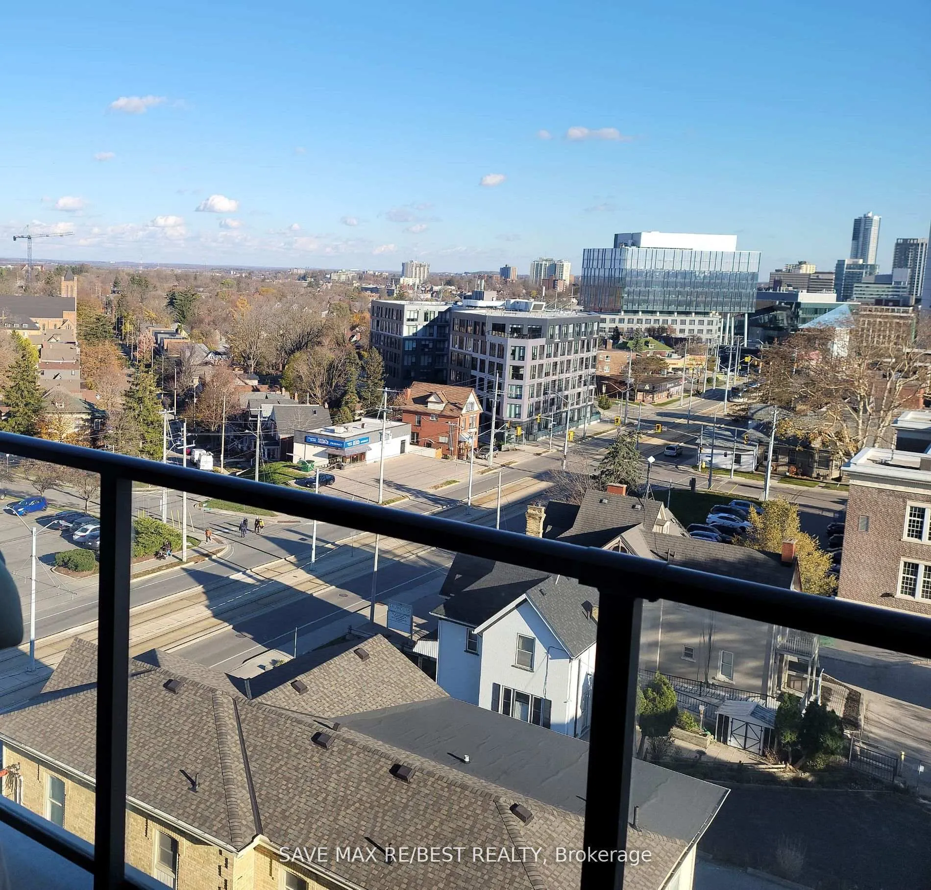 Photo 7 of Unit 808, 741 king Street W, Kitchener — HOMEH