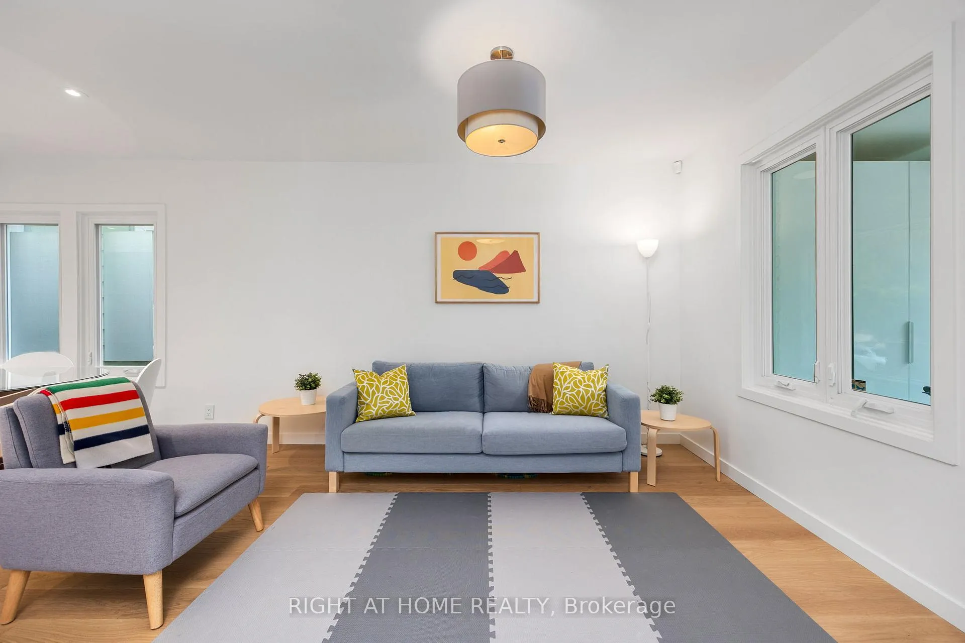 Photo 6 of 24 Aldergrove Avenue, Toronto, Woodbine Corridor — HOMEH