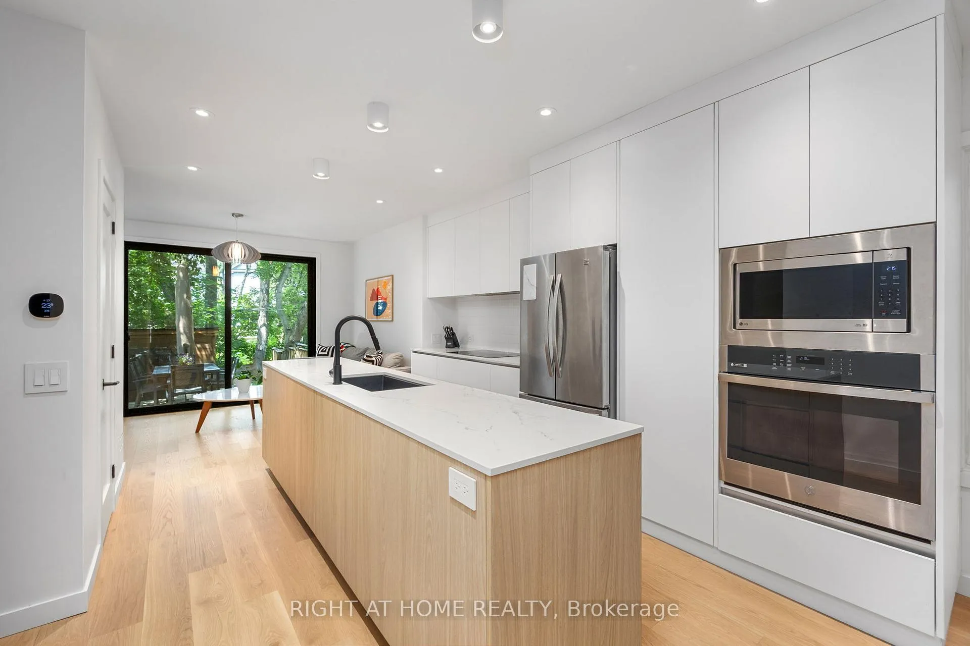 Photo 10 of 24 Aldergrove Avenue, Toronto, Woodbine Corridor — HOMEH