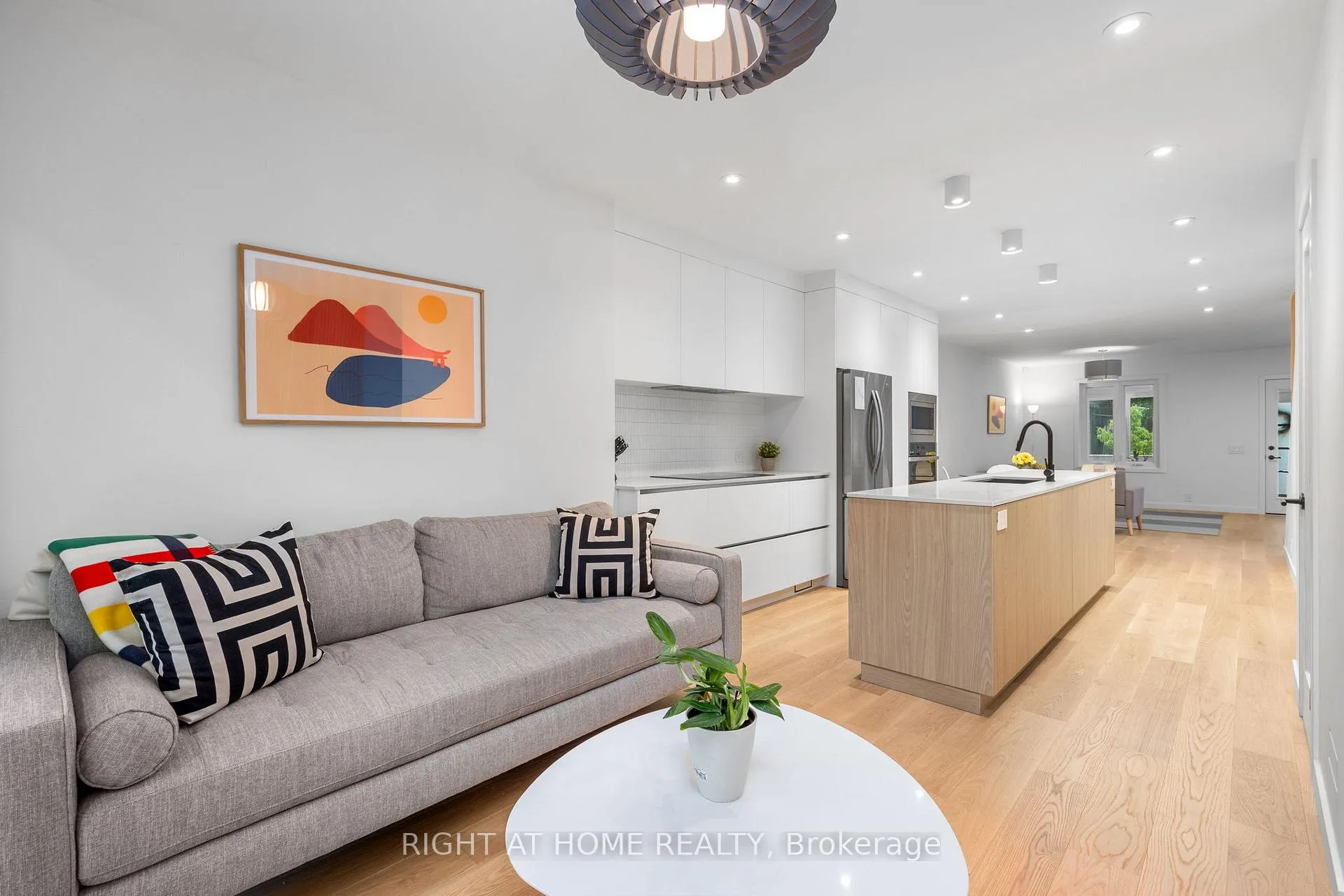 Photo 14 of 24 Aldergrove Avenue, Toronto, Woodbine Corridor — HOMEH