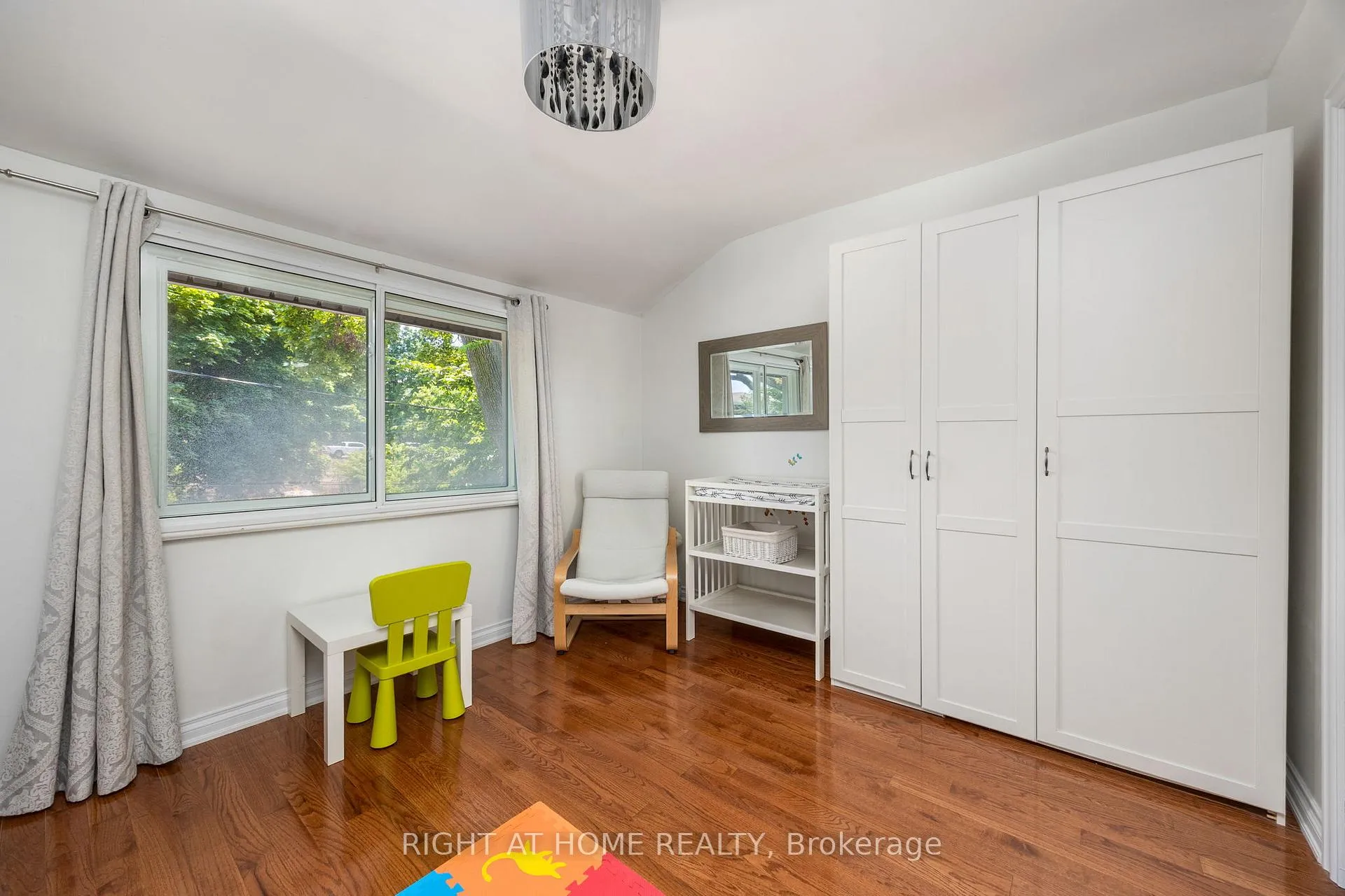 Photo 31 of 24 Aldergrove Avenue, Toronto, Woodbine Corridor — HOMEH