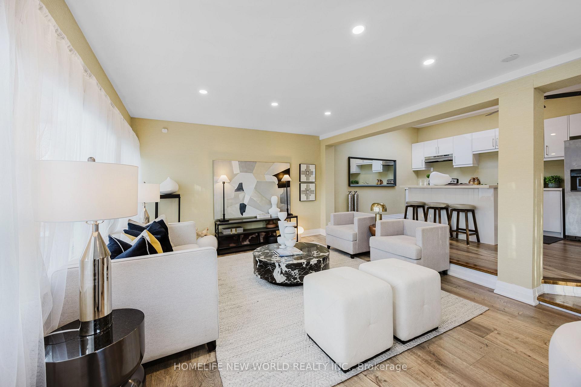 Photo 6 of 12 Mac Avenue, Georgina, Keswick South — HOMEH