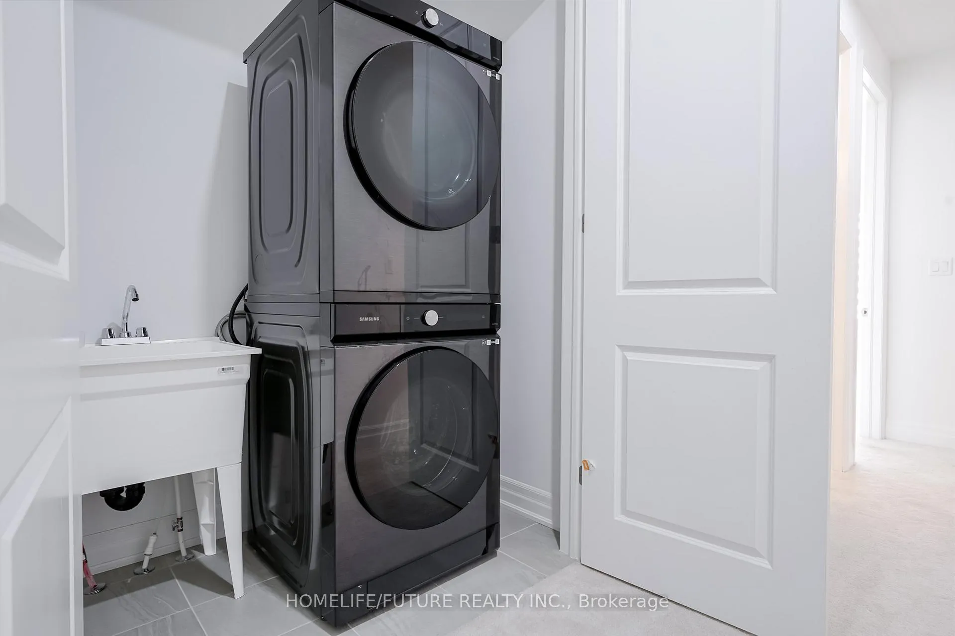 Photo 44 of Unit Main, 2809 Foxden Square, Pickering, Rural Pickering — HOMEH