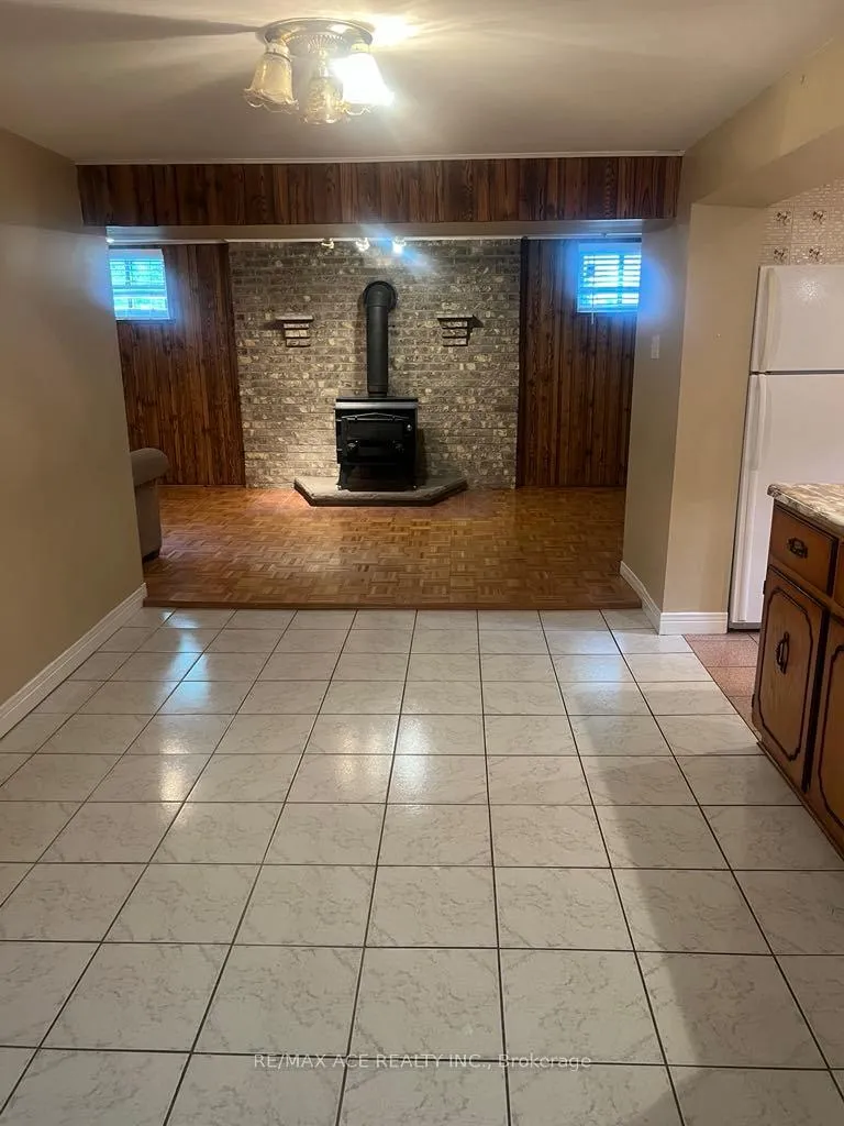 Photo 4 of Unit Bsmt, 30 Oakridge Drive, Scarborough, Cliffcrest — HOMEH