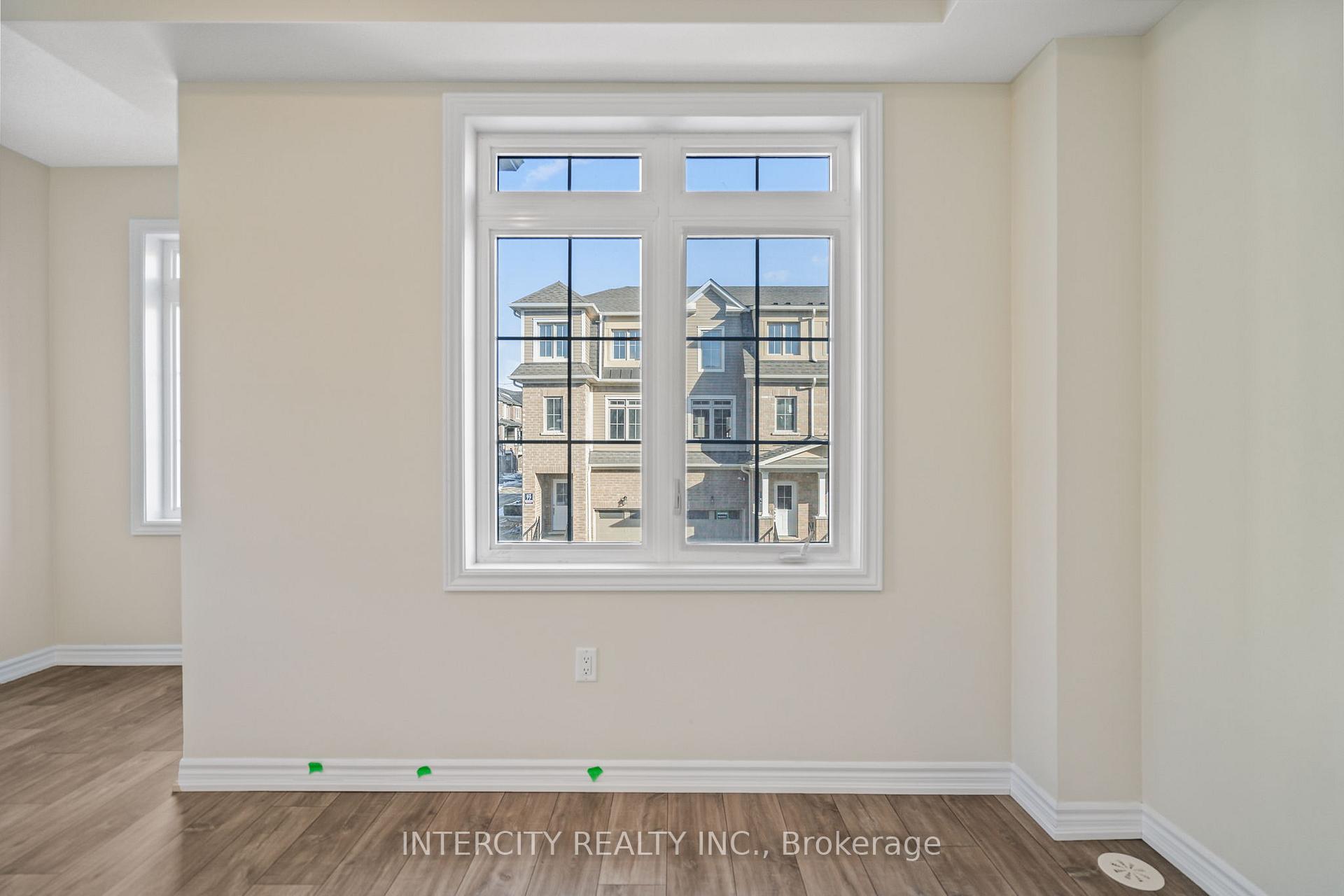 Photo 15 of 138 Senay Circle, Clarington, Courtice — HOMEH