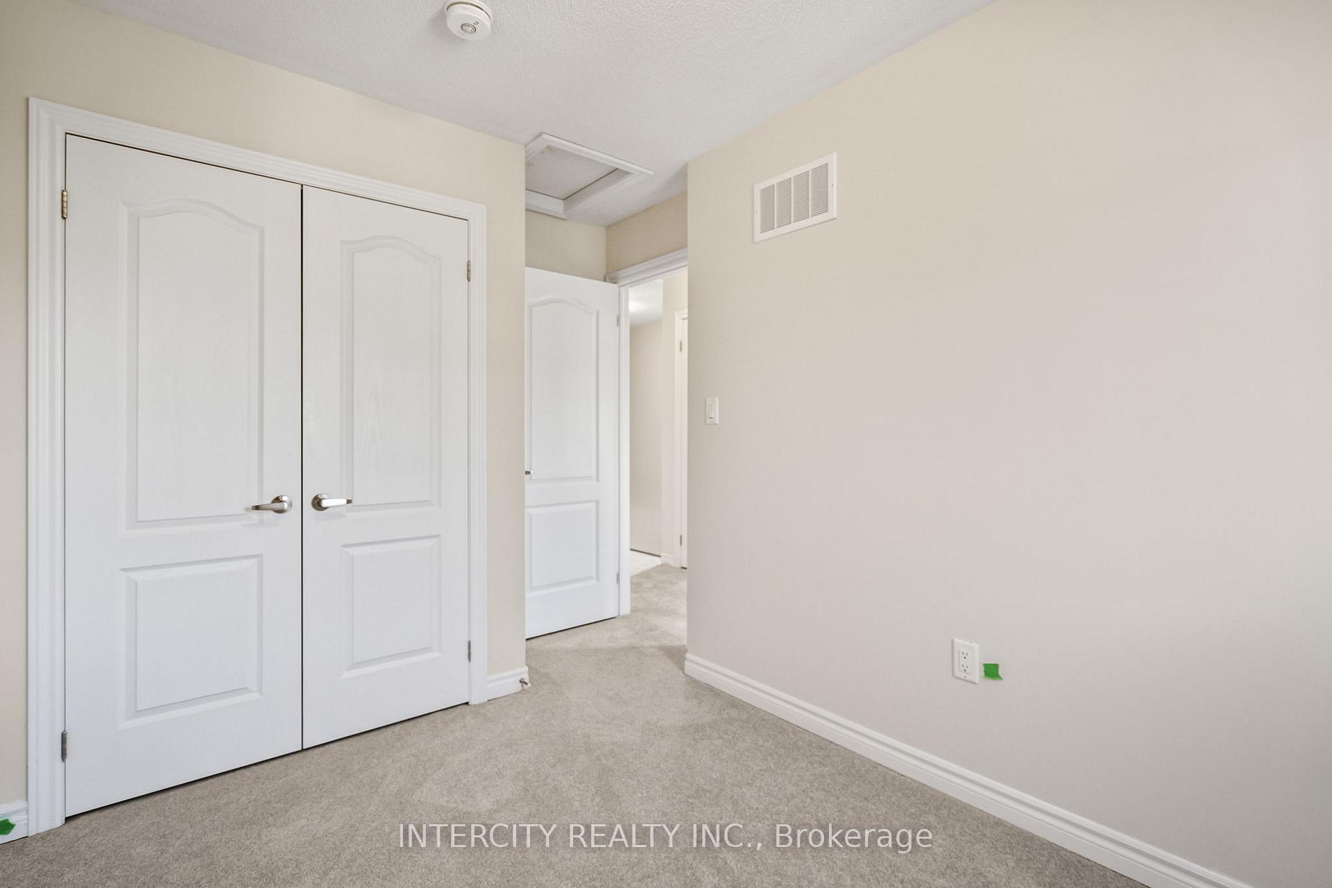 Photo 28 of 138 Senay Circle, Clarington, Courtice — HOMEH